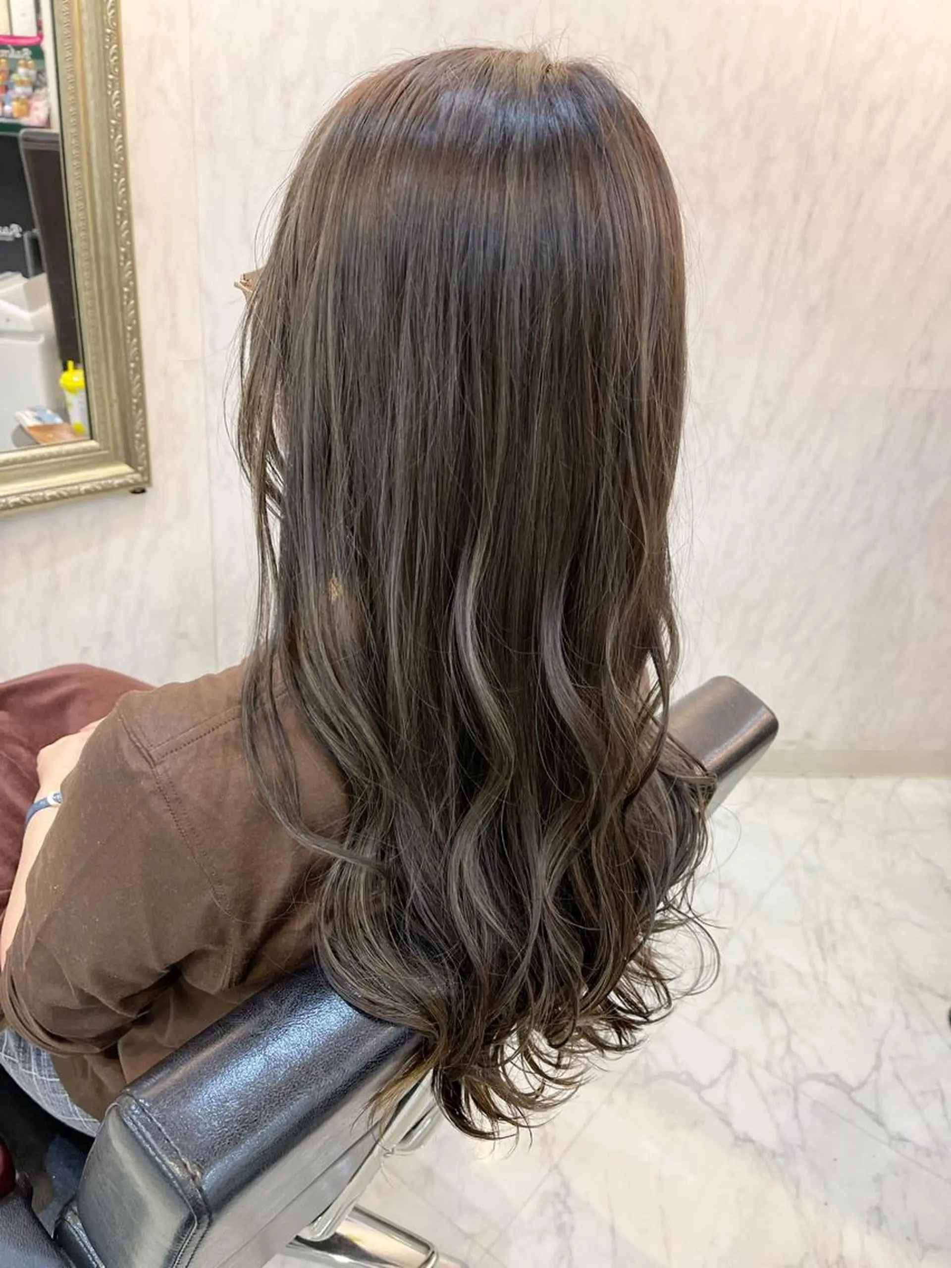 ロング カラー グレージュ ハイライトカラー ハイライト カット ヘアカラー トリートメント ☆毎月先着15名まで ☆シバタユートのヘアスタイル