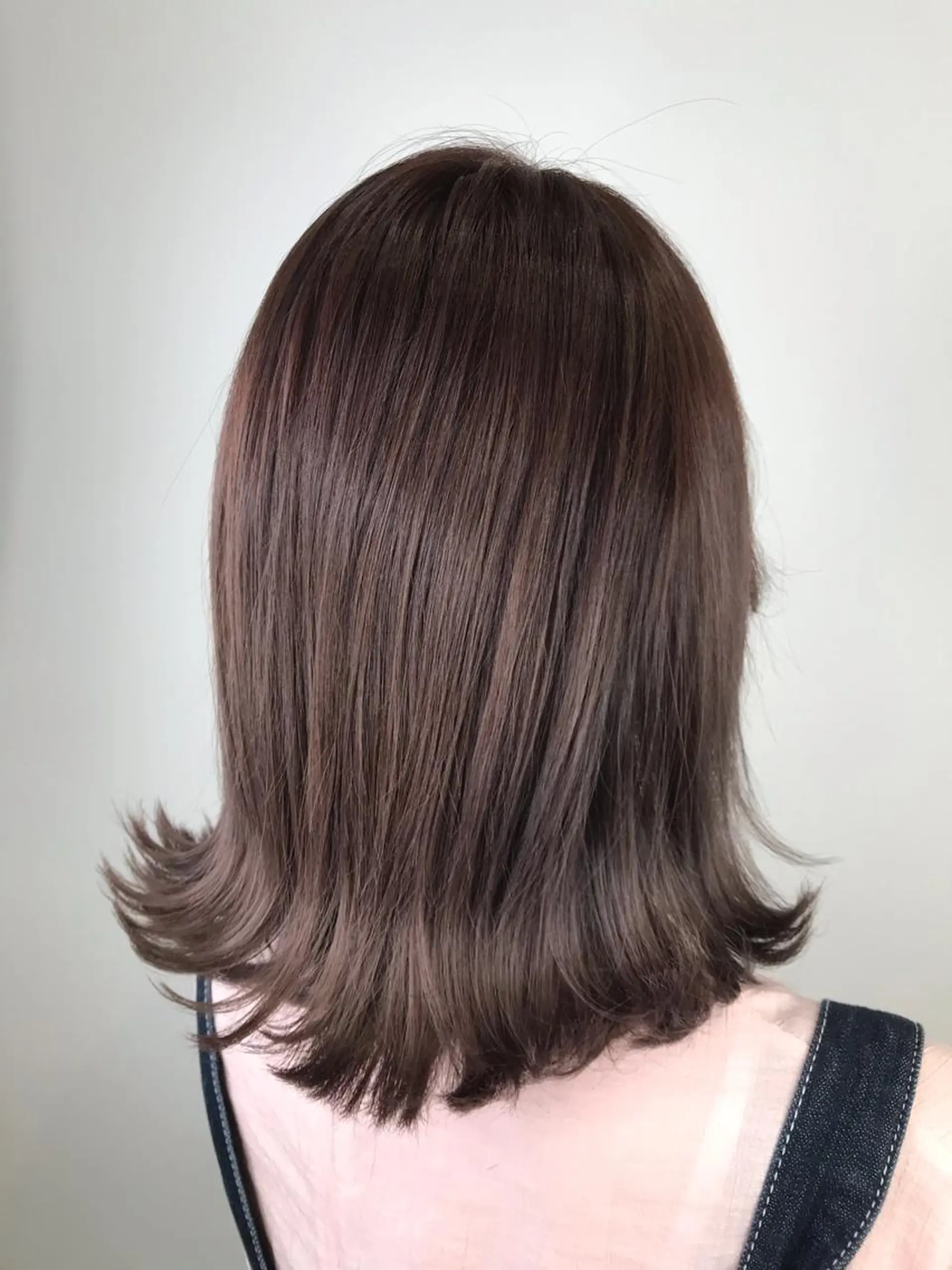 ミディアム カラー カット ヘアカラー トリートメント 大橋 輝久のヘアスタイル