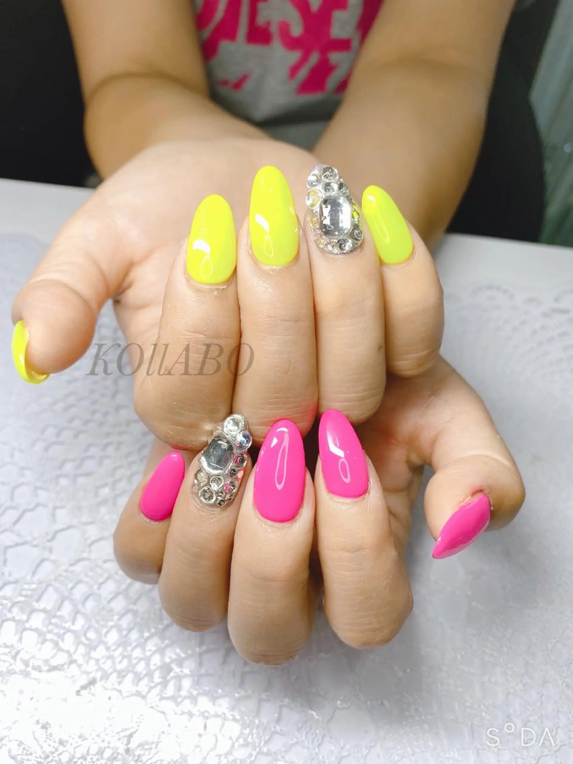 ネイル KOLLABO nailのネイルデザイン