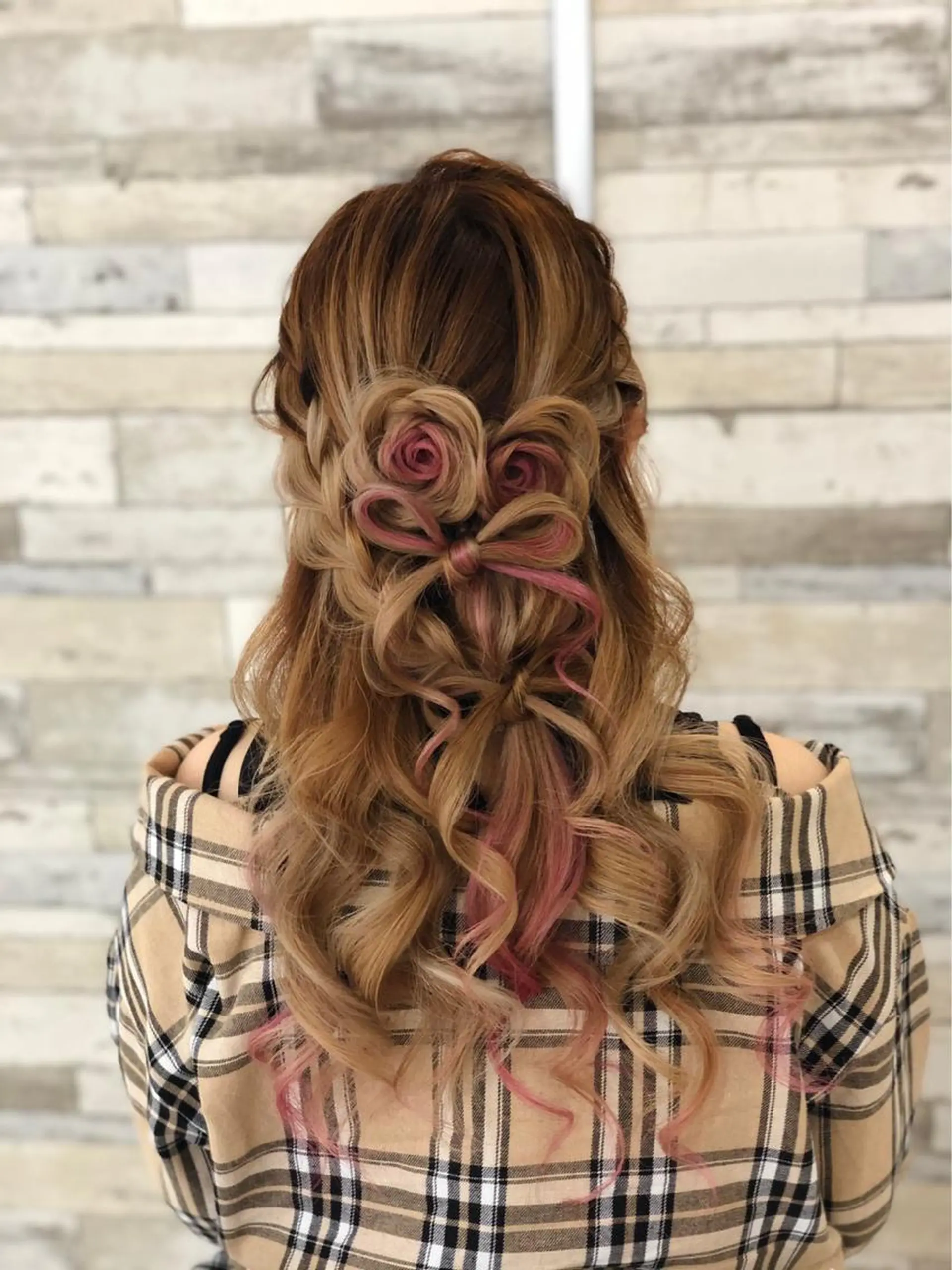 ヘアアレンジ SCREEN 仙台のマツエク・マツパデザイン