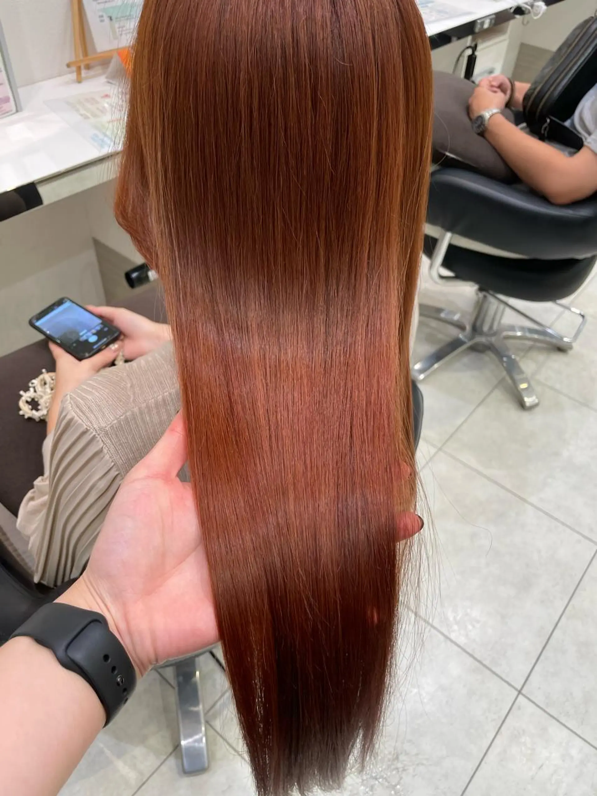 ロング 岸 保奈美のヘアスタイル