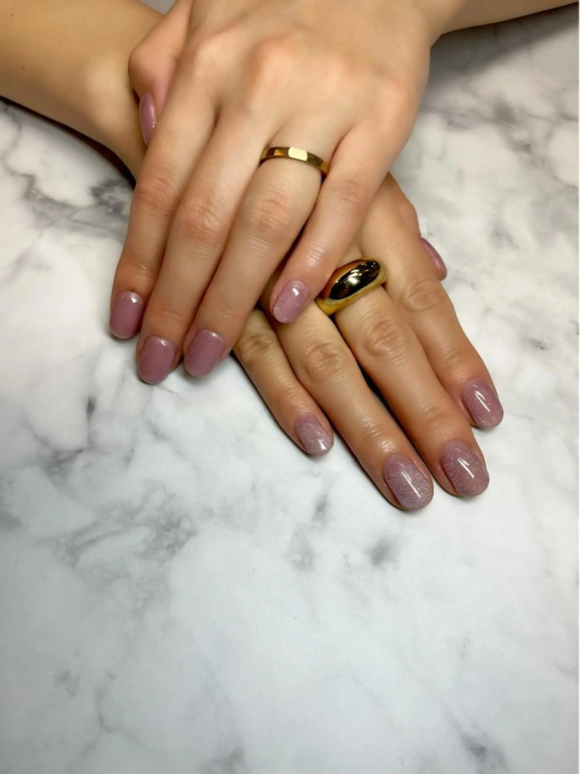 ネイル オーロラネイル マグネットネイル ハンドネイル with hues AYAのネイルデザイン