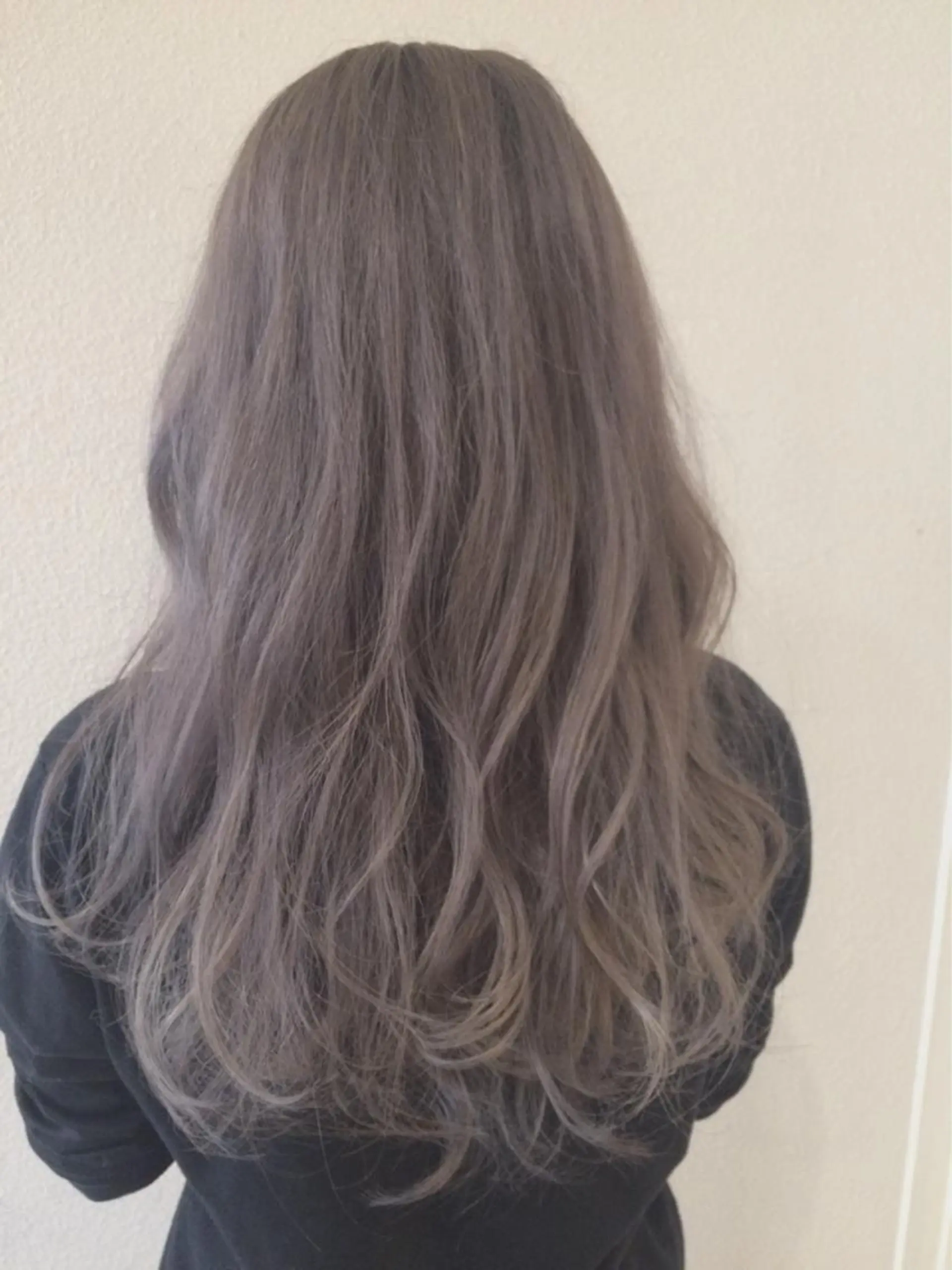 カラー 龍 門のヘアスタイル