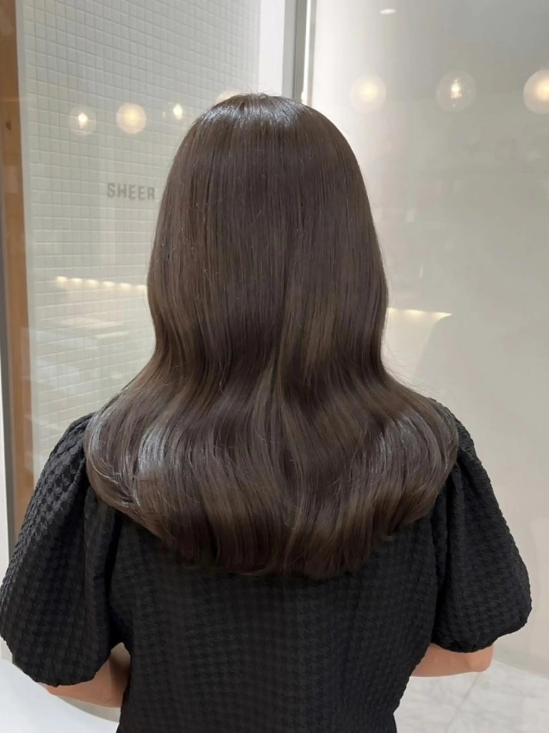 カラー ロング ブラウンカラー オリーブブラウン オリーブカラー Moe モエの眉毛・アイブロウイメージ