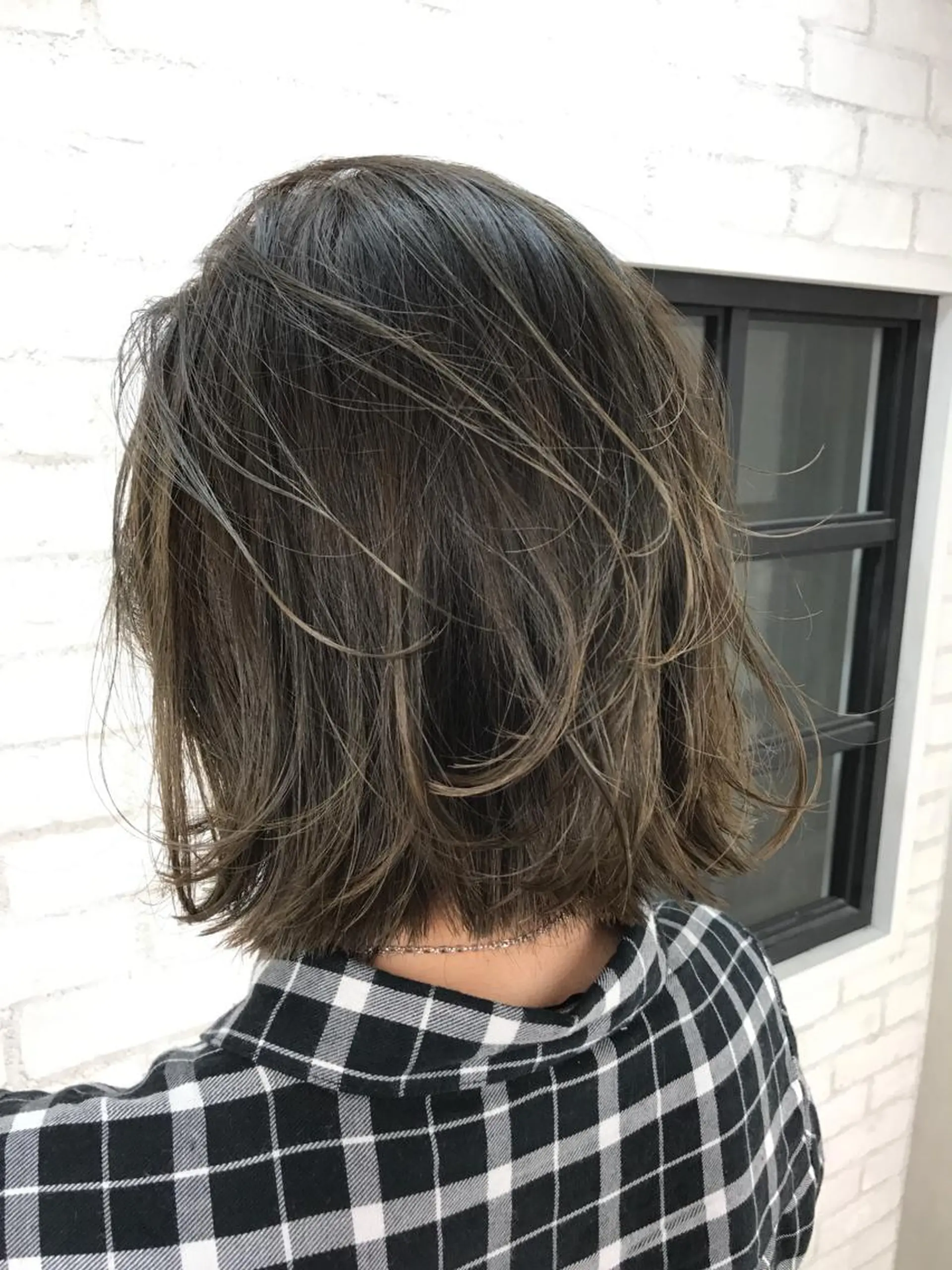 ミディアム ハイライト TOMOYA/ ショート、レイヤーのヘアスタイル