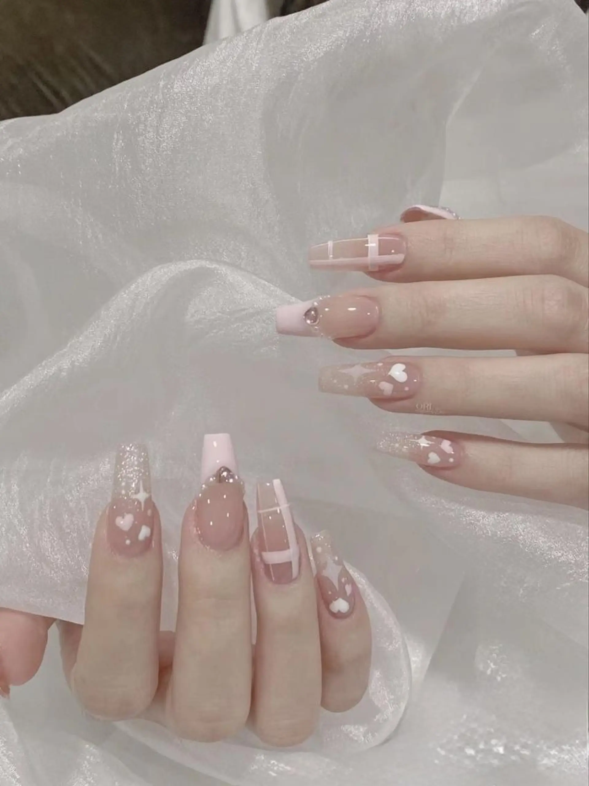 ネイル 長さ出し フレンチネイル グラデーション 卒業式 マグネットネイル ハンドネイル MIHANA YUKIのネイルデザイン