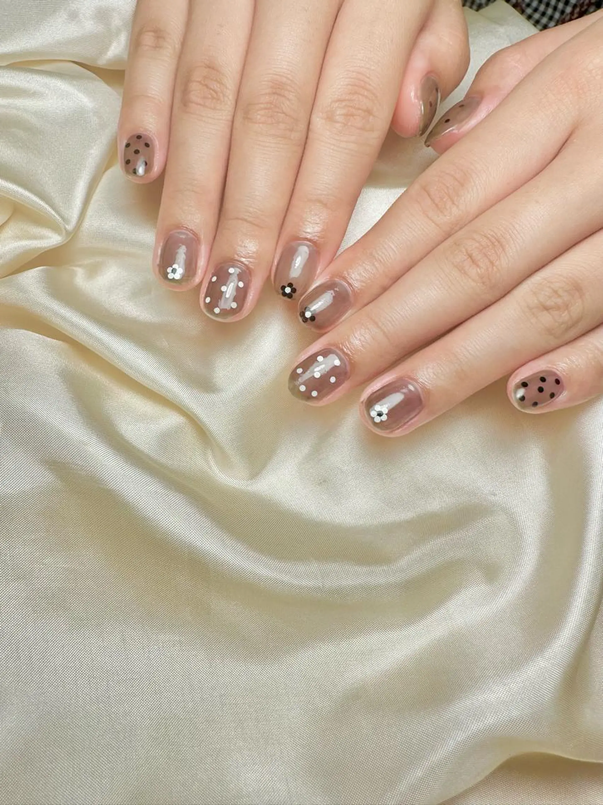 ネイル マルサンカクシカク所属・○△□ 守口市のネイルデザイン