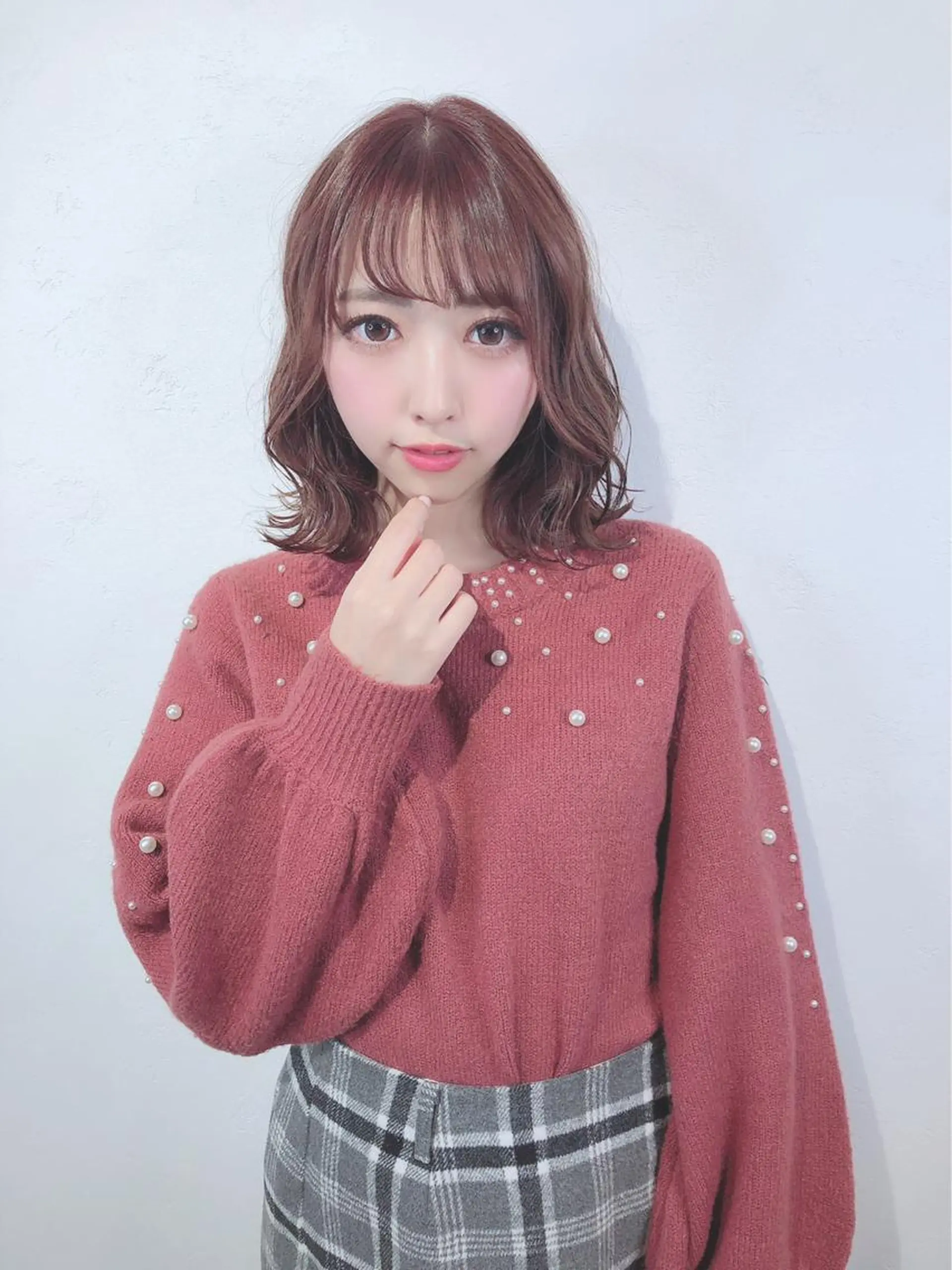 ミディアム ＿WHITE鳳店 アンダーバーホワイトのヘアスタイル