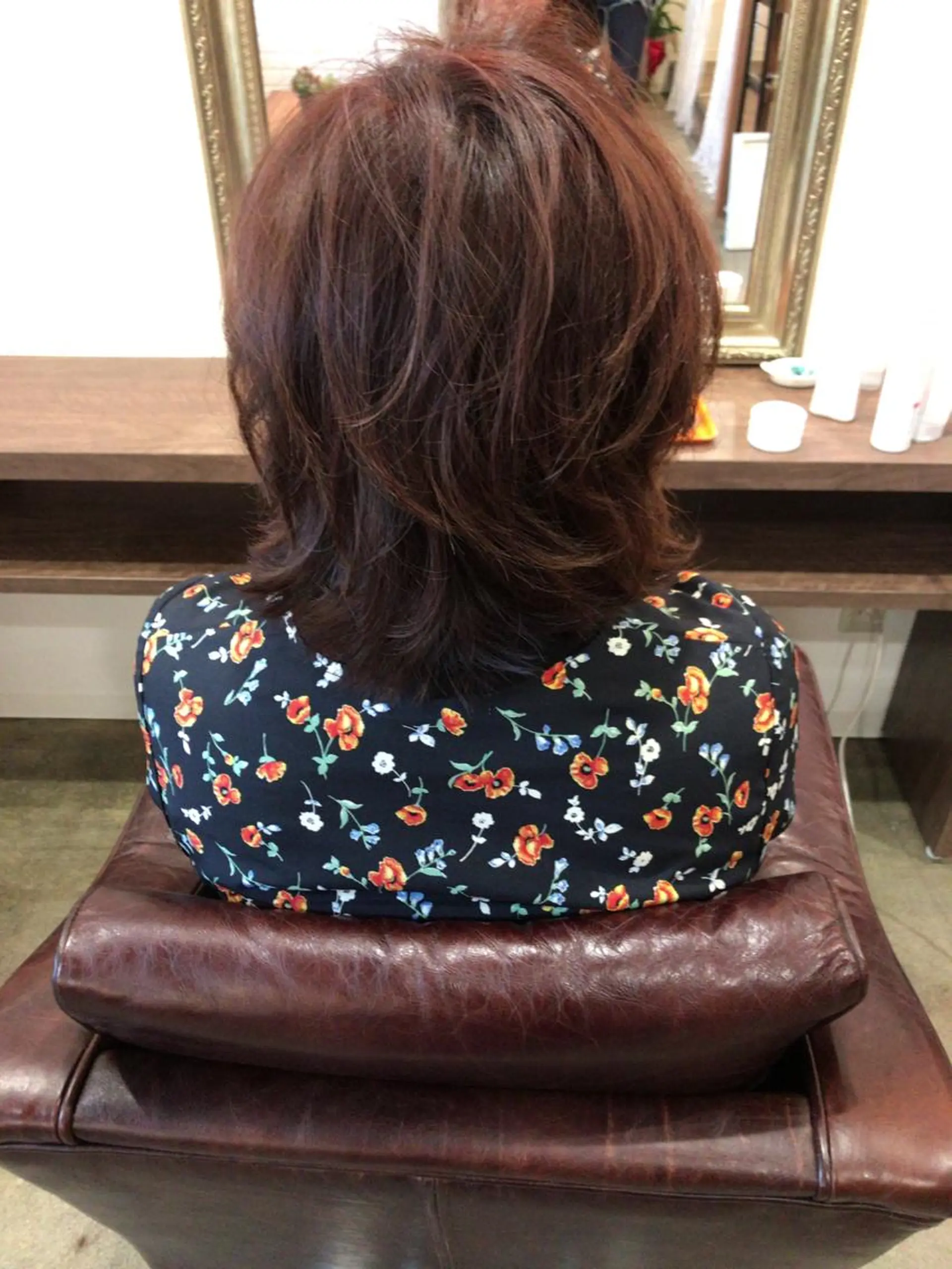 ショート カラー レイヤーカット匠 イソザキノリユキのヘアスタイル
