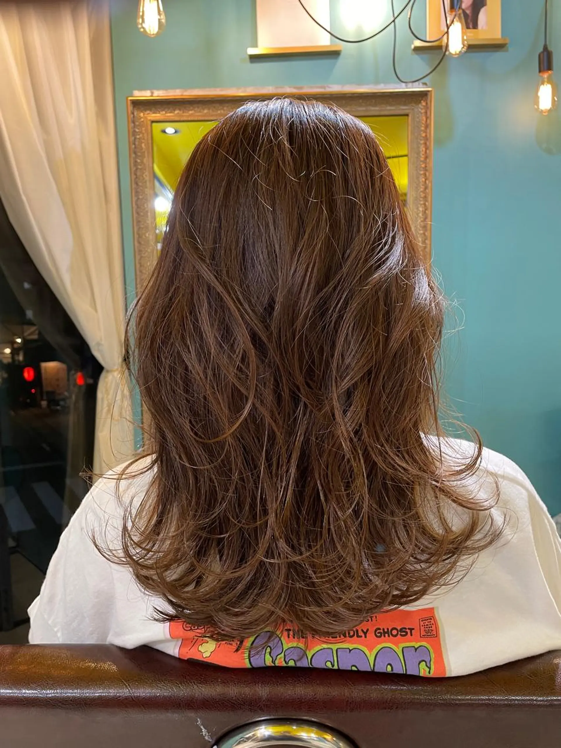 ロング アッシュ ヘアカラー トリートメント 末石 智のヘアスタイル