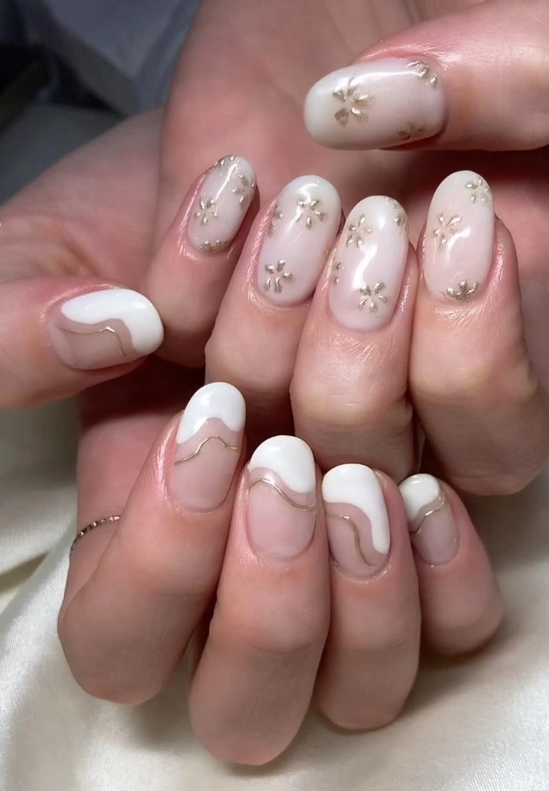 ネイル マツエク・マツパ アイブロウ 韓国風マツエク パリジェンヌラッシュリフト まつげパーマ ワンホンマツエク 長さ出し ハンドネイル Nail&eye Belire 新宿のネイルデザイン