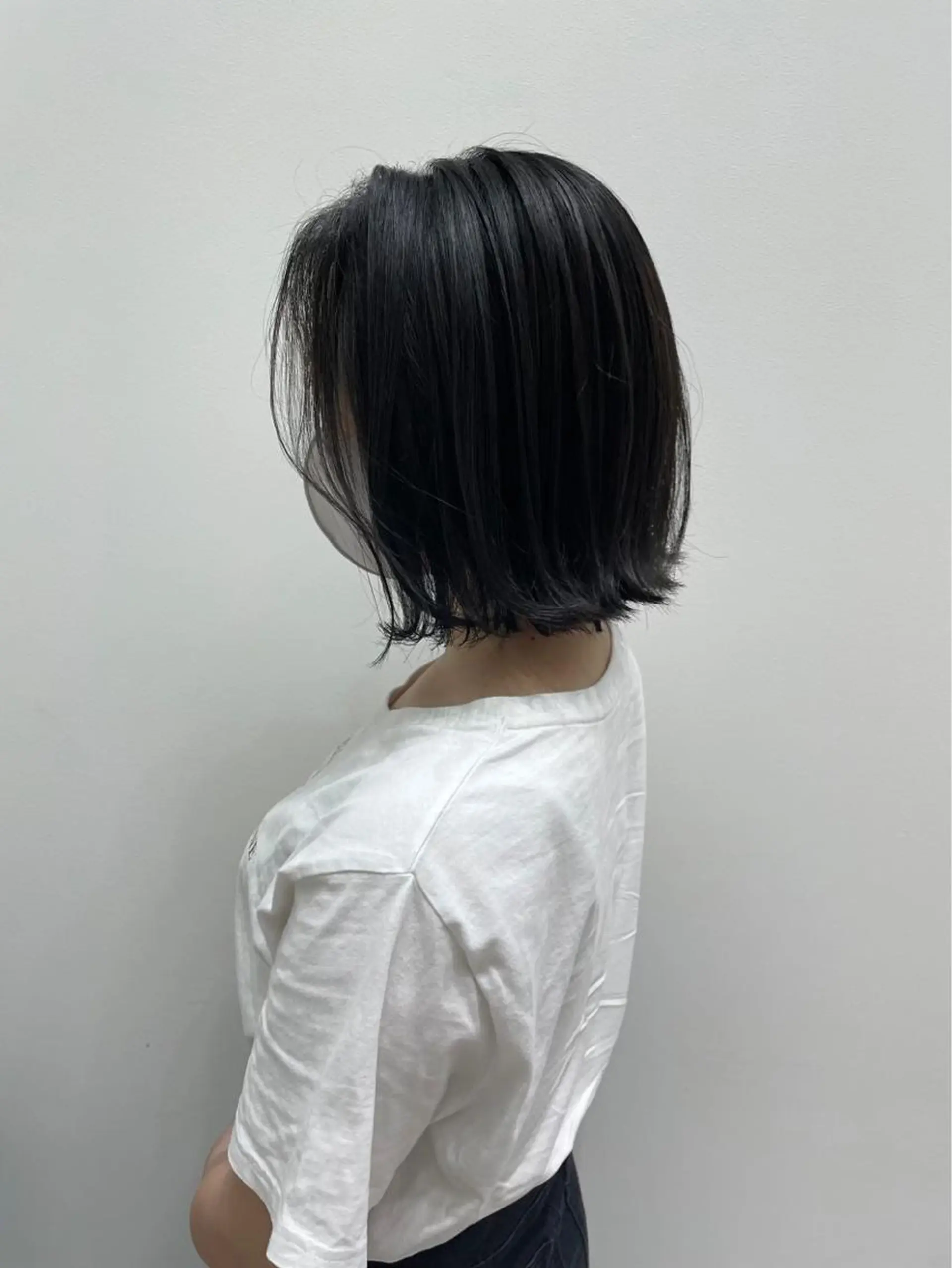 カラー アッシュ アッシュグレー 透明感カラー 河野いずみ レイヤー/ボブ 🤍のヘアスタイル
