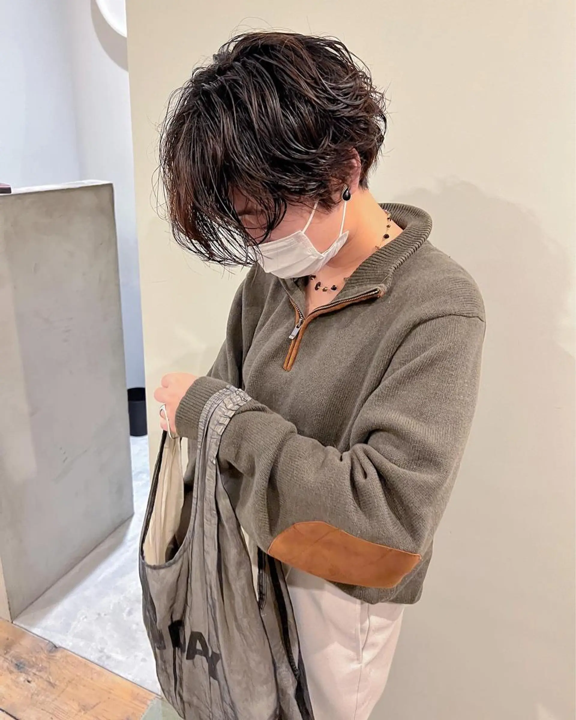 ショート パーマ ミディアムパーマ /癖毛パーマのヘアスタイル