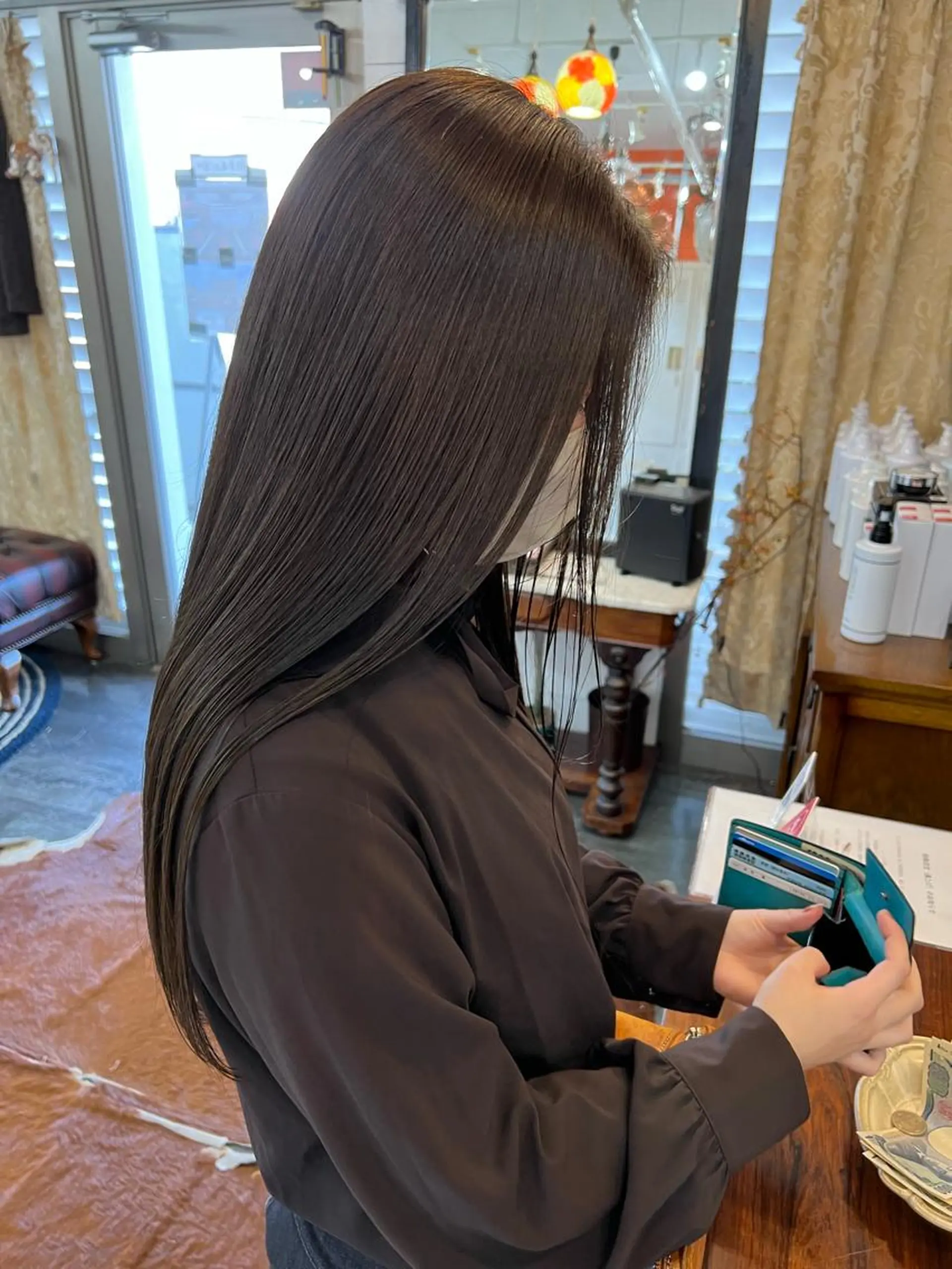 ロング カラー LOMARLIE JURIAのヘアスタイル