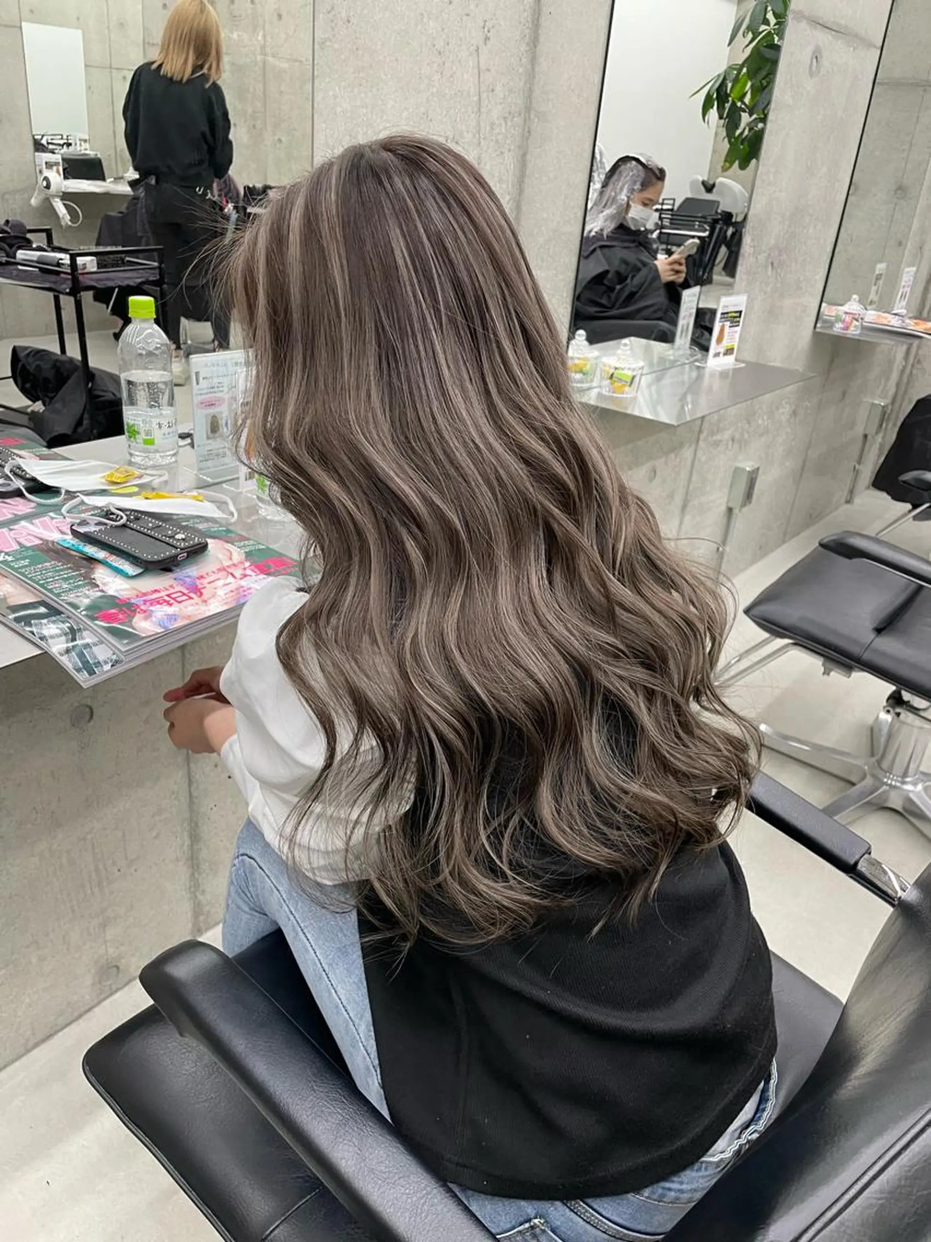カラー ハイライトカラー BLEACHi /noeのヘアスタイル