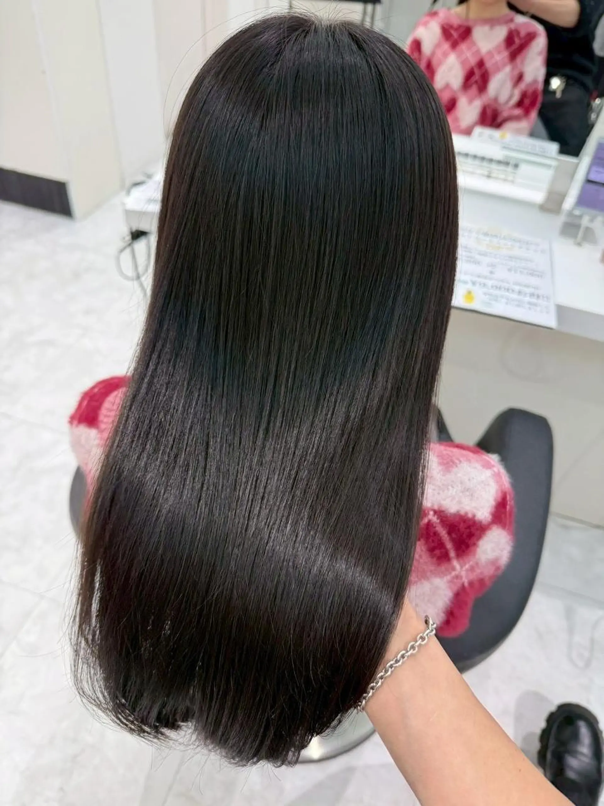 カラー トレンド×似合わせ 🤍艶モテヘア🤍のヘアスタイル