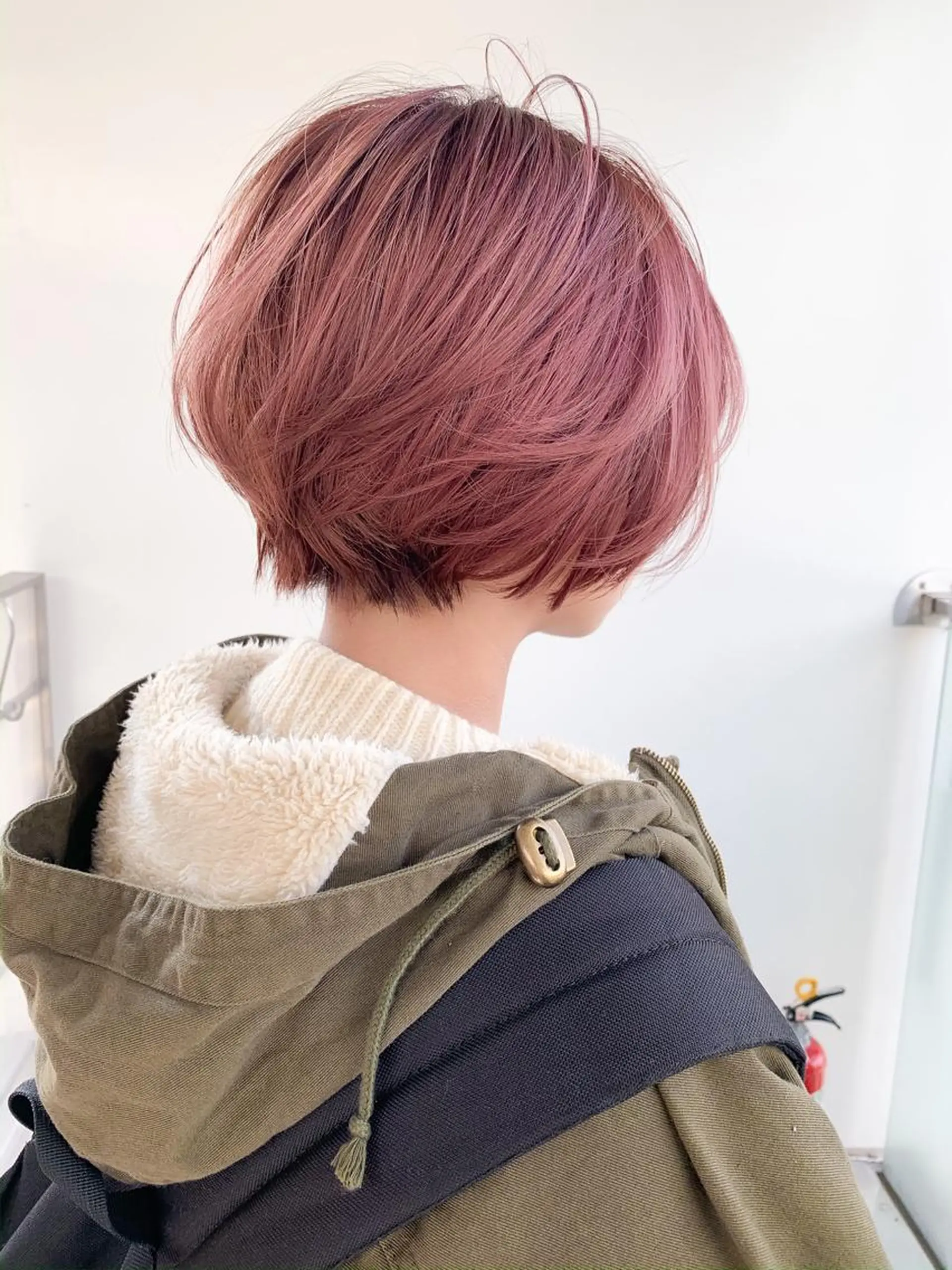 ショート カラー ショート/レイヤー なら石井知希のヘアスタイル