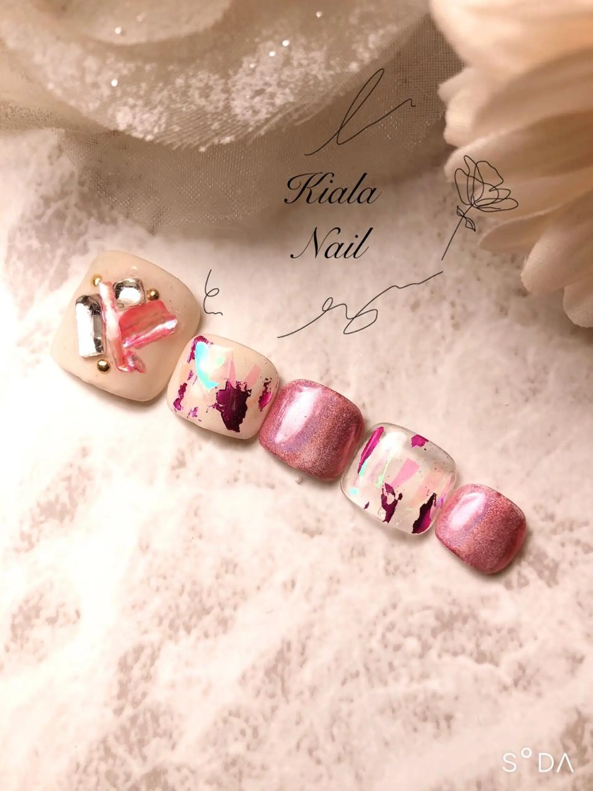 ネイル フットネイル 🍭Kiara Nail🍭のネイルデザイン