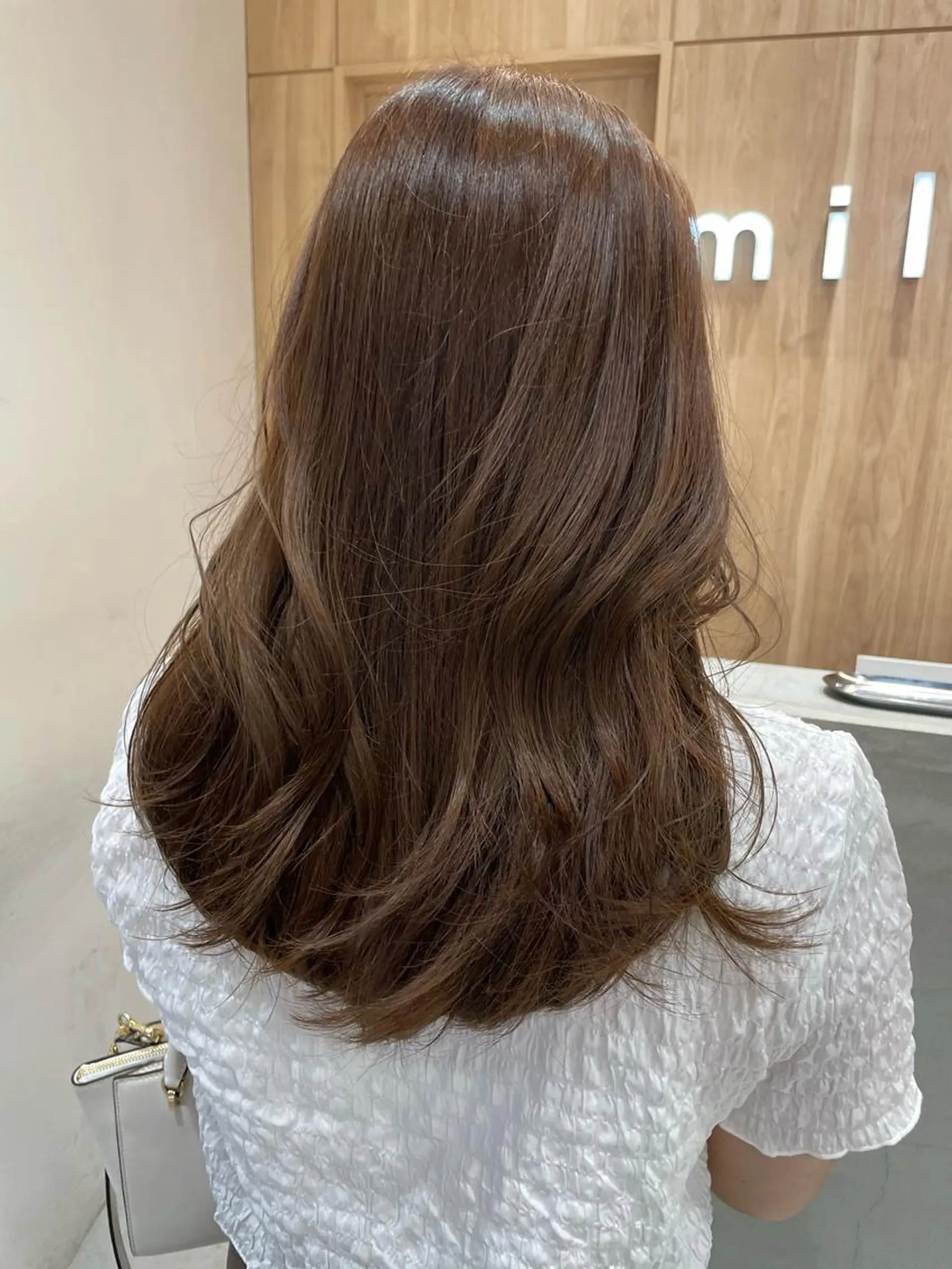 ミディアム カラー ベージュカラー 半個室女性salon 🩰Natsumiのヘアスタイル