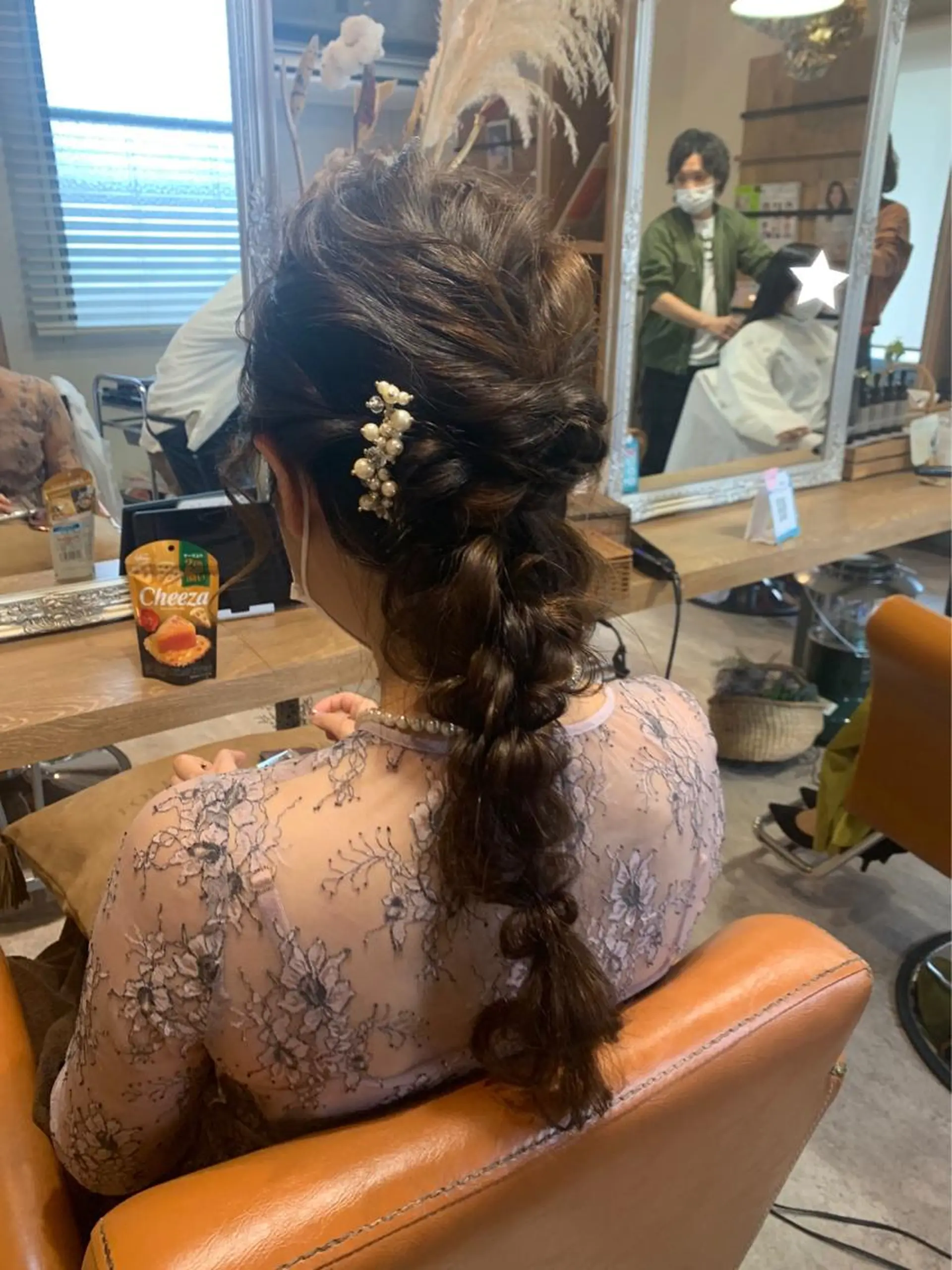 ロング ヘアアレンジ HARE 川崎晴佳のヘアスタイル