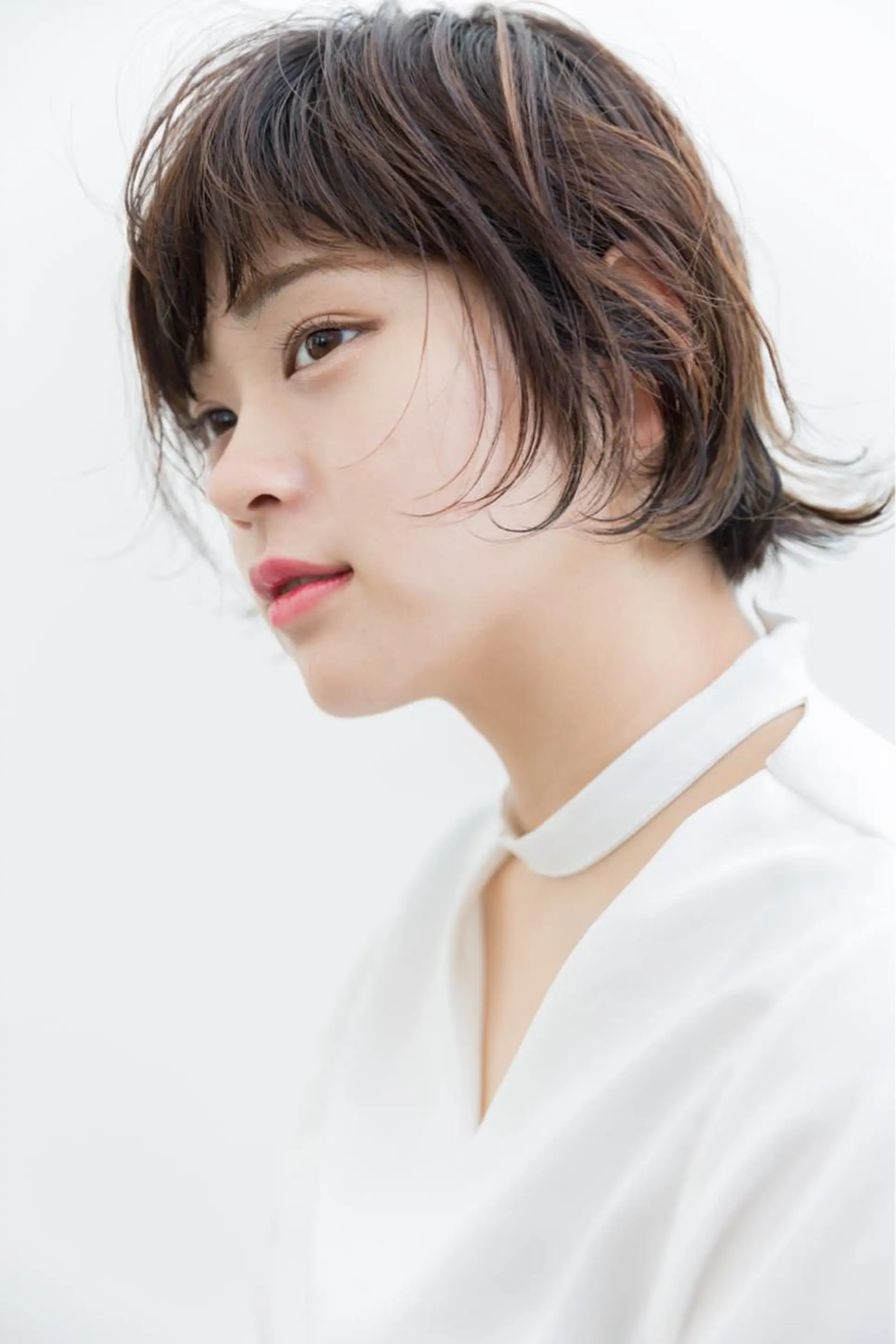 ショート カラー ツジガキ ユウスケのヘアスタイル