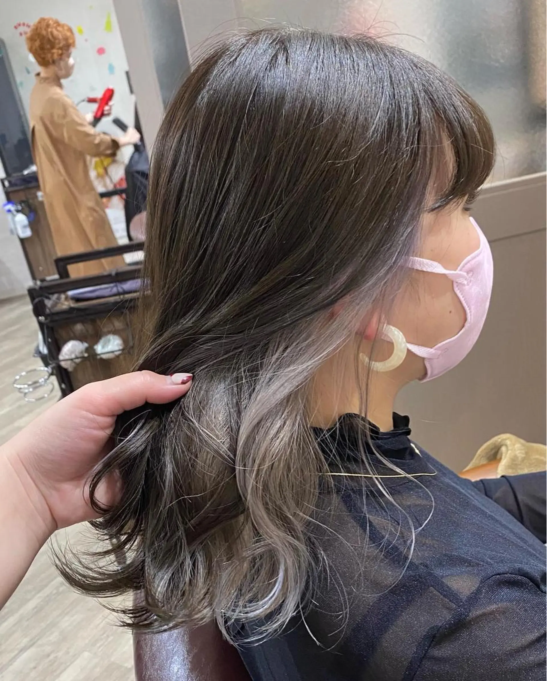 ミディアム カラー ブリーチ グレージュ ヘアカラー トリートメント 🍑艶髪✖️暖色系 ✨momoka🍑のヘアスタイル