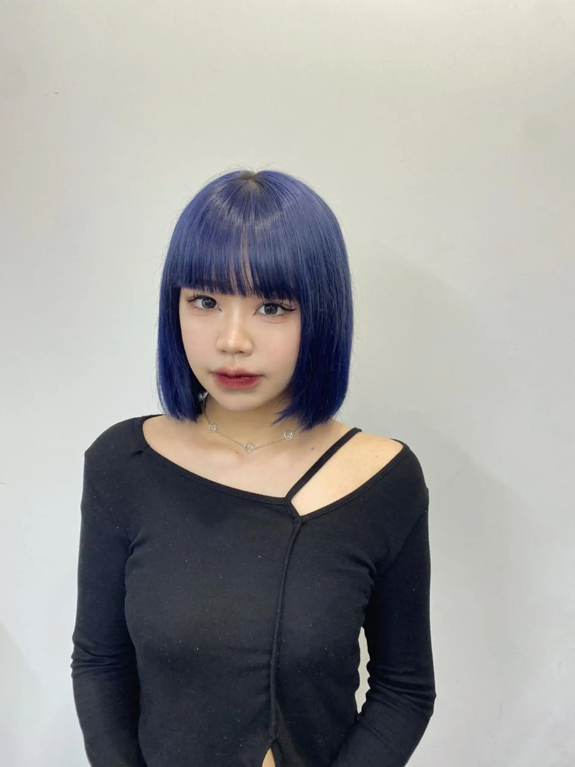 ショート カラー ブリーチ デザインカラー ハイトーンカラー 似合わせカット ウルフカット 梅田l大人韓国ヘア レイヤー×艶カラーのヘアスタイル