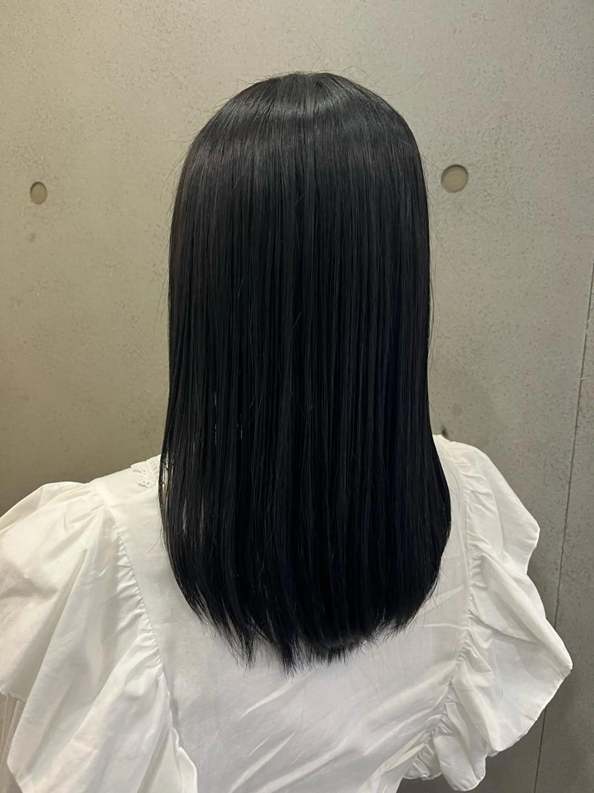 ミディアム おせ ちさとのヘアスタイル