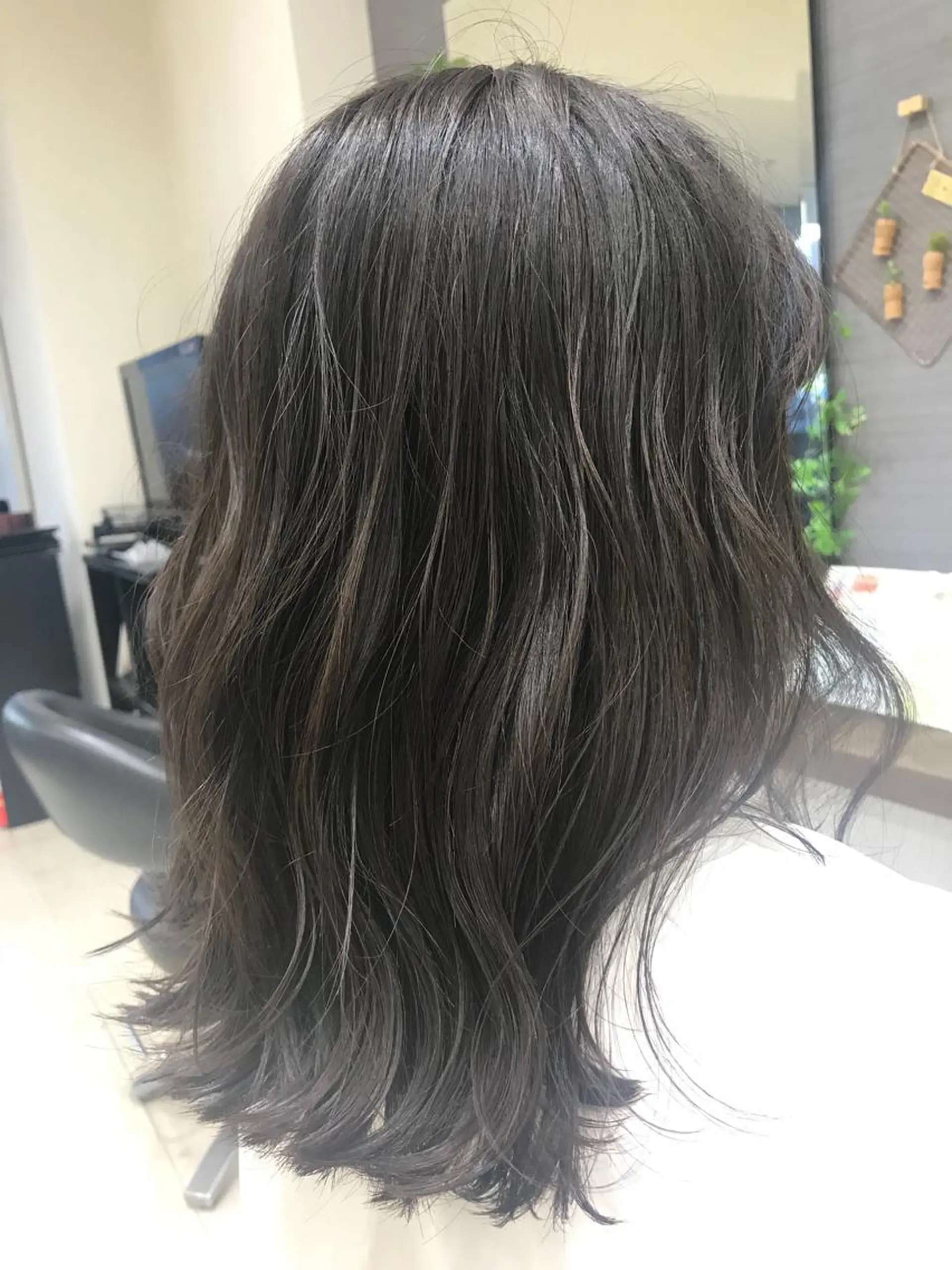 ミディアム Adachi Fujikoのヘアスタイル