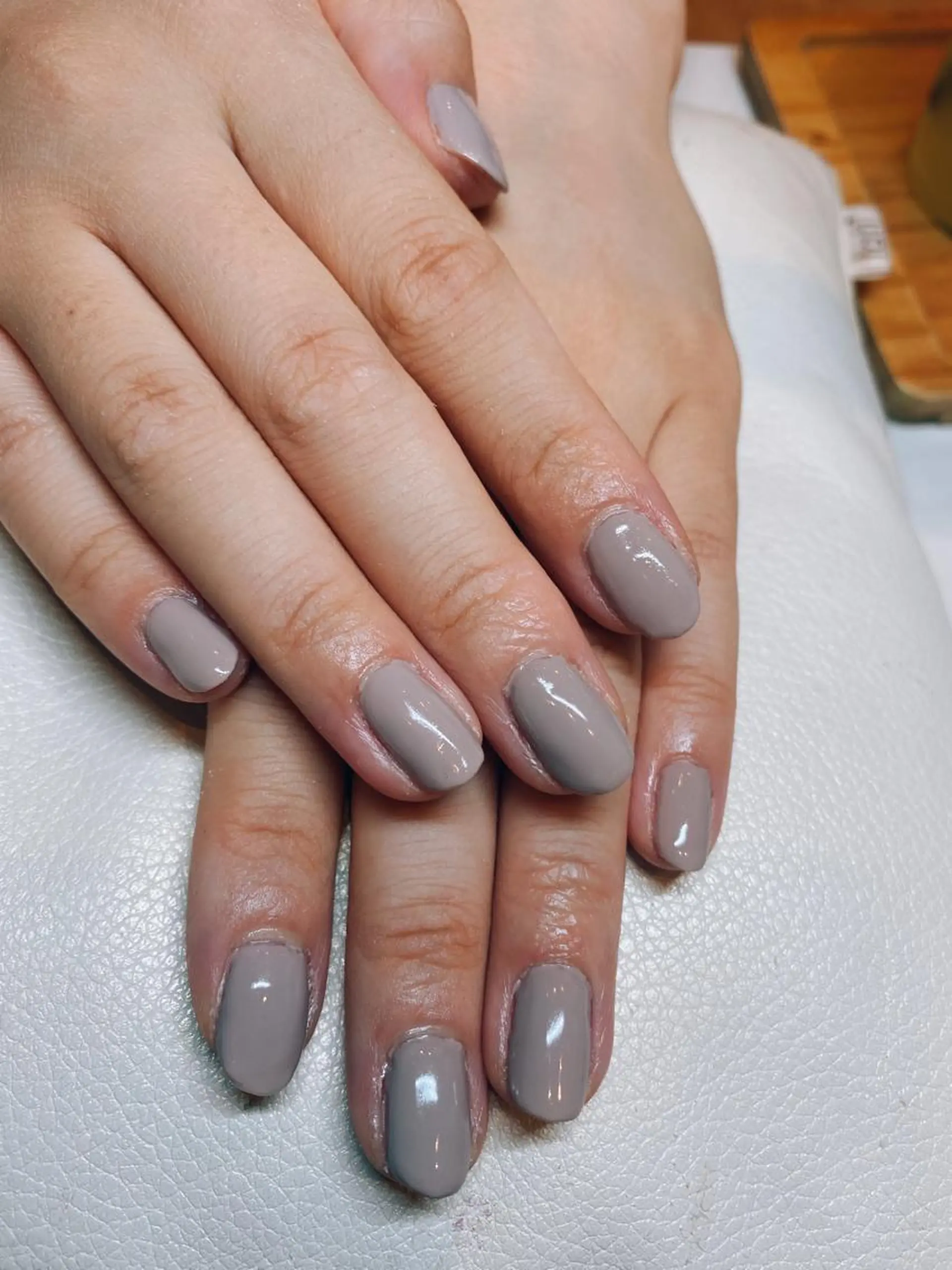 ネイル オオネザワ ユカのヘアスタイル