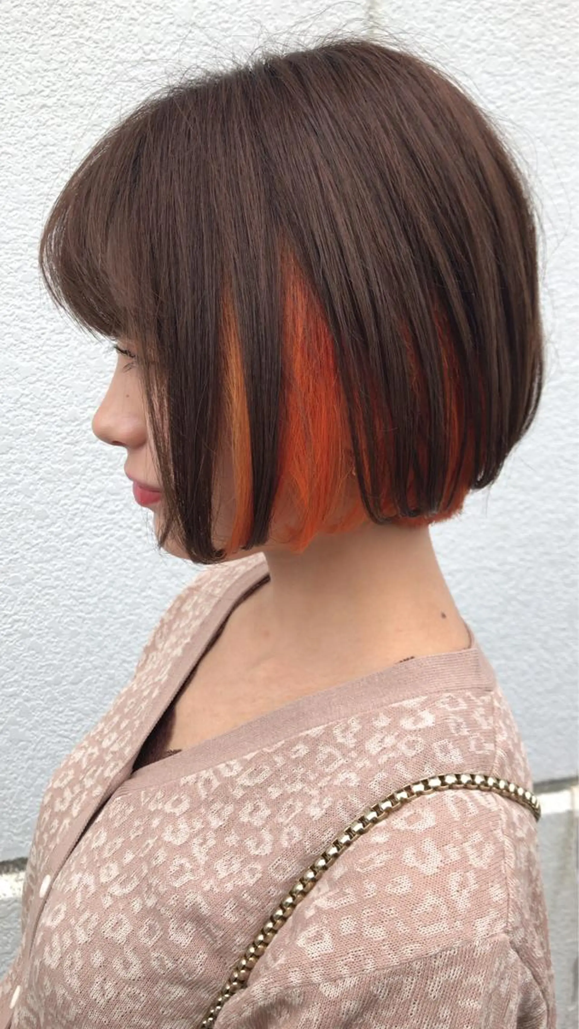 ショート カラー ヘアアレンジ ブラウンカラー ショコラブラウン オレンジ カット ヘアカラー トリートメント 岡崎 浩大のヘアスタイル