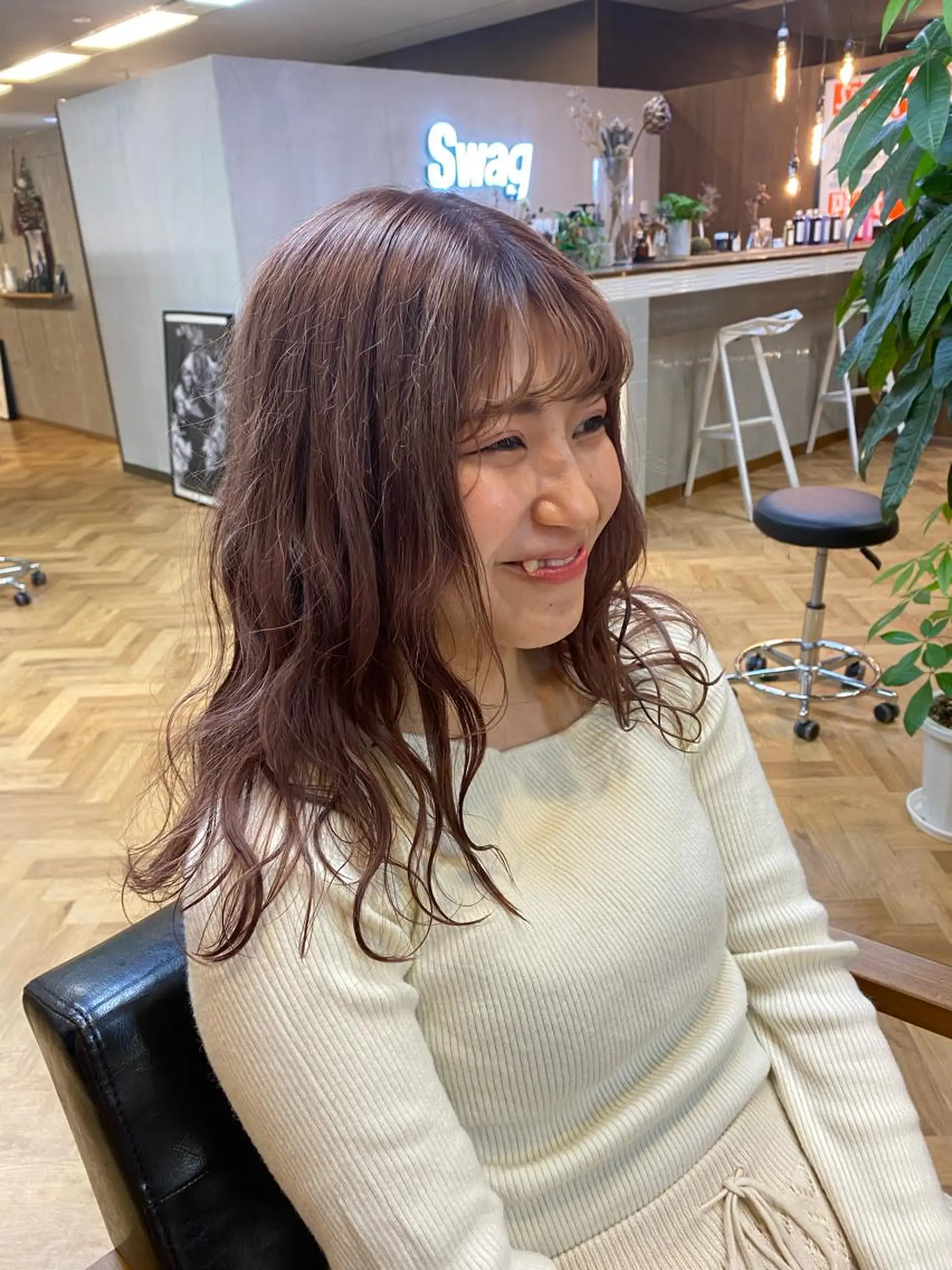 セミロング デザインカラー/ボブ ブリーチカラー/ユリのヘアスタイル