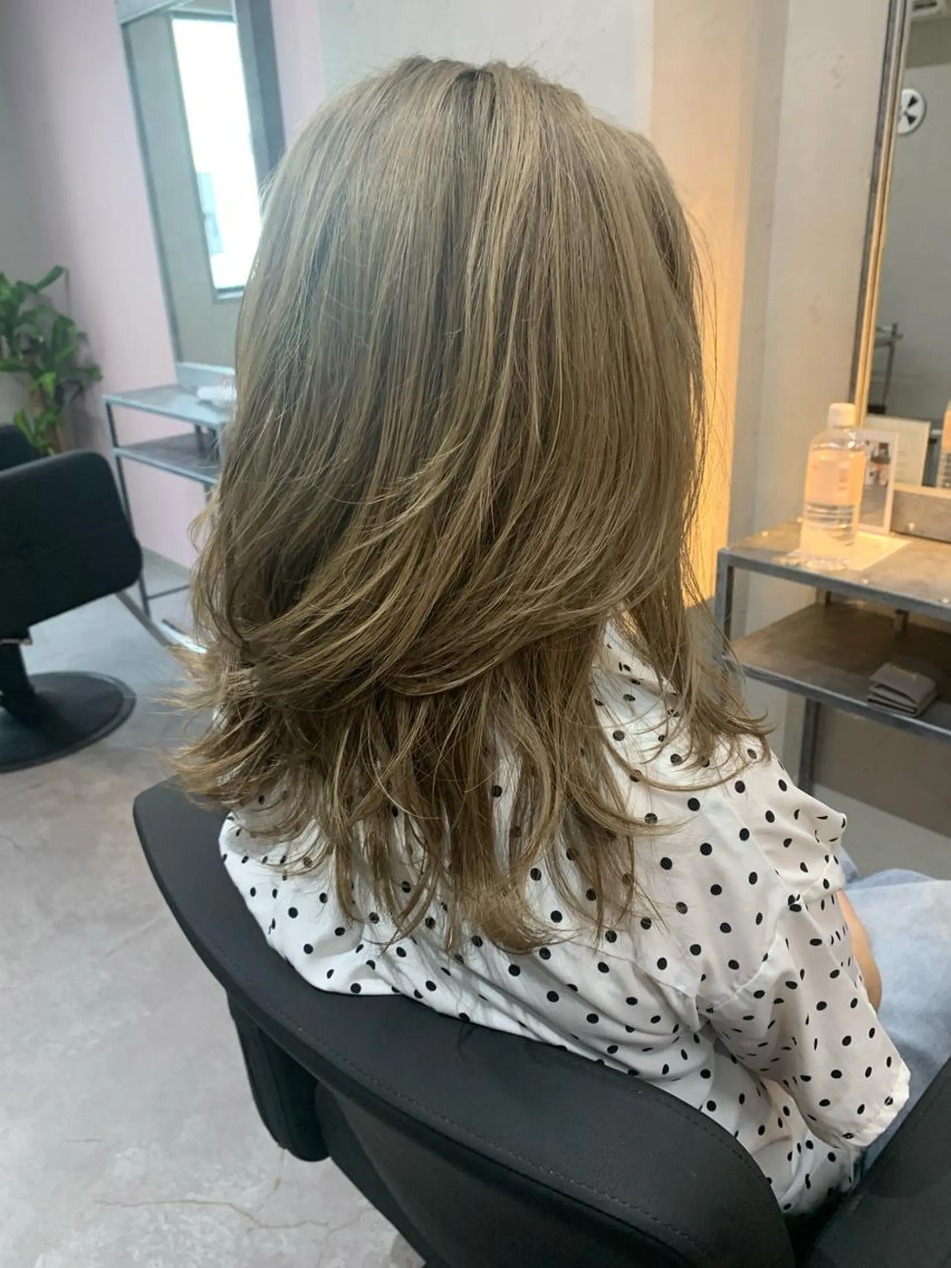 ミディアム カット ヘアカラー トリートメント 1日1名様限定価格 /髪質改善中山のヘアスタイル