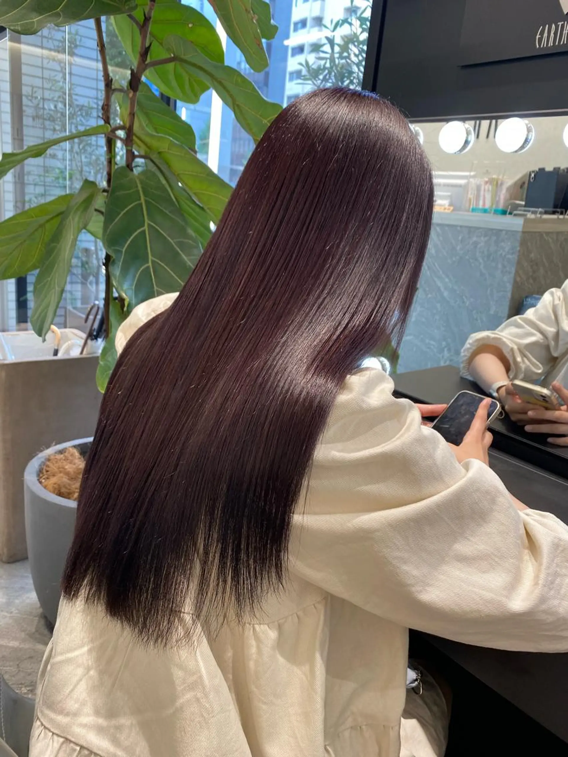 ロング ムトウセイマ/ 縮毛矯正/ブリーチのヘアスタイル