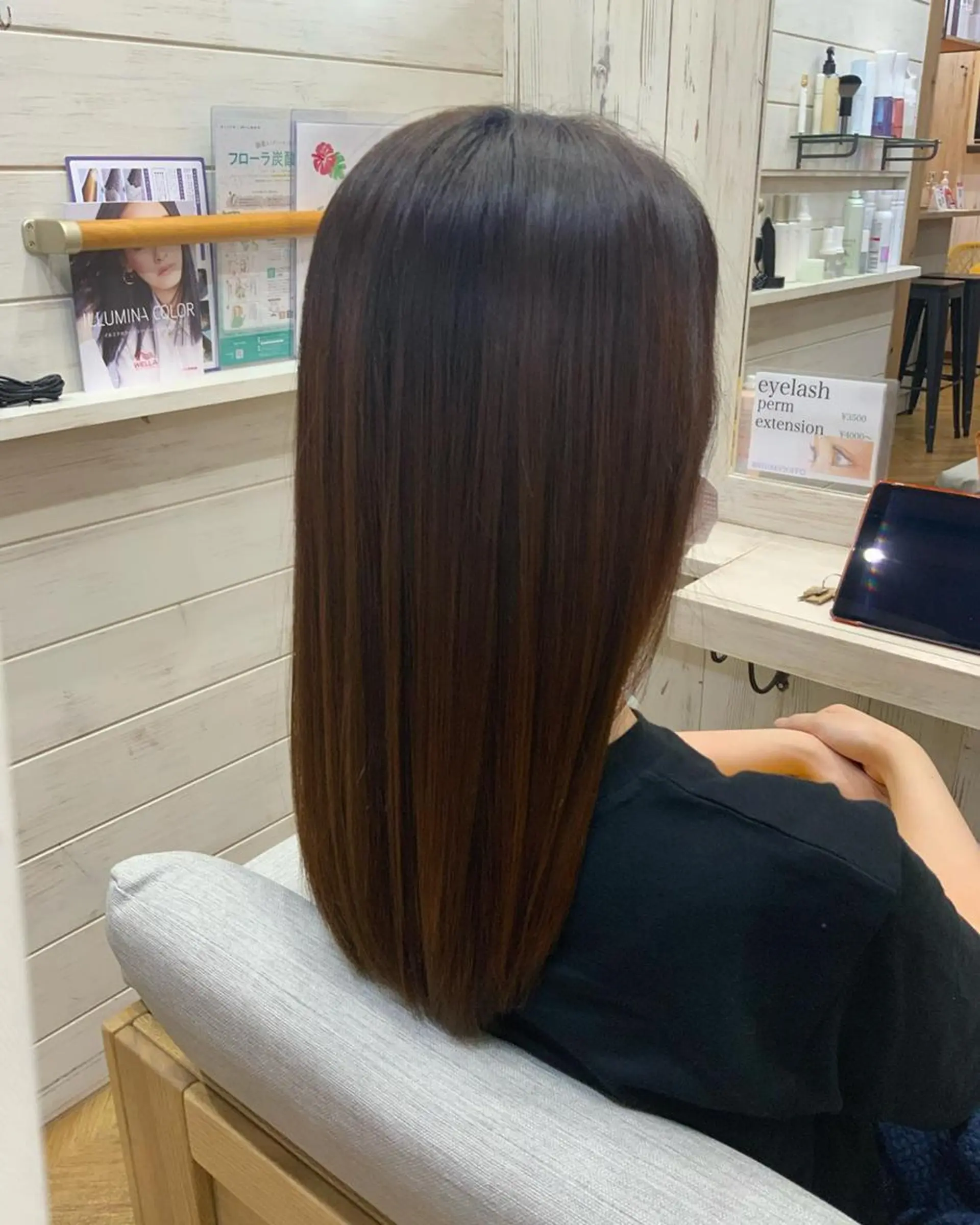 カラー パーマ ヘアアレンジ メンズ キッズ ネイル マツエク・マツパ メンズハイライト メンズインナーカラー アクアカラー ベージュカラー ハイライトカラー Saffyハリウッド トリートメント◎のヘアスタイル