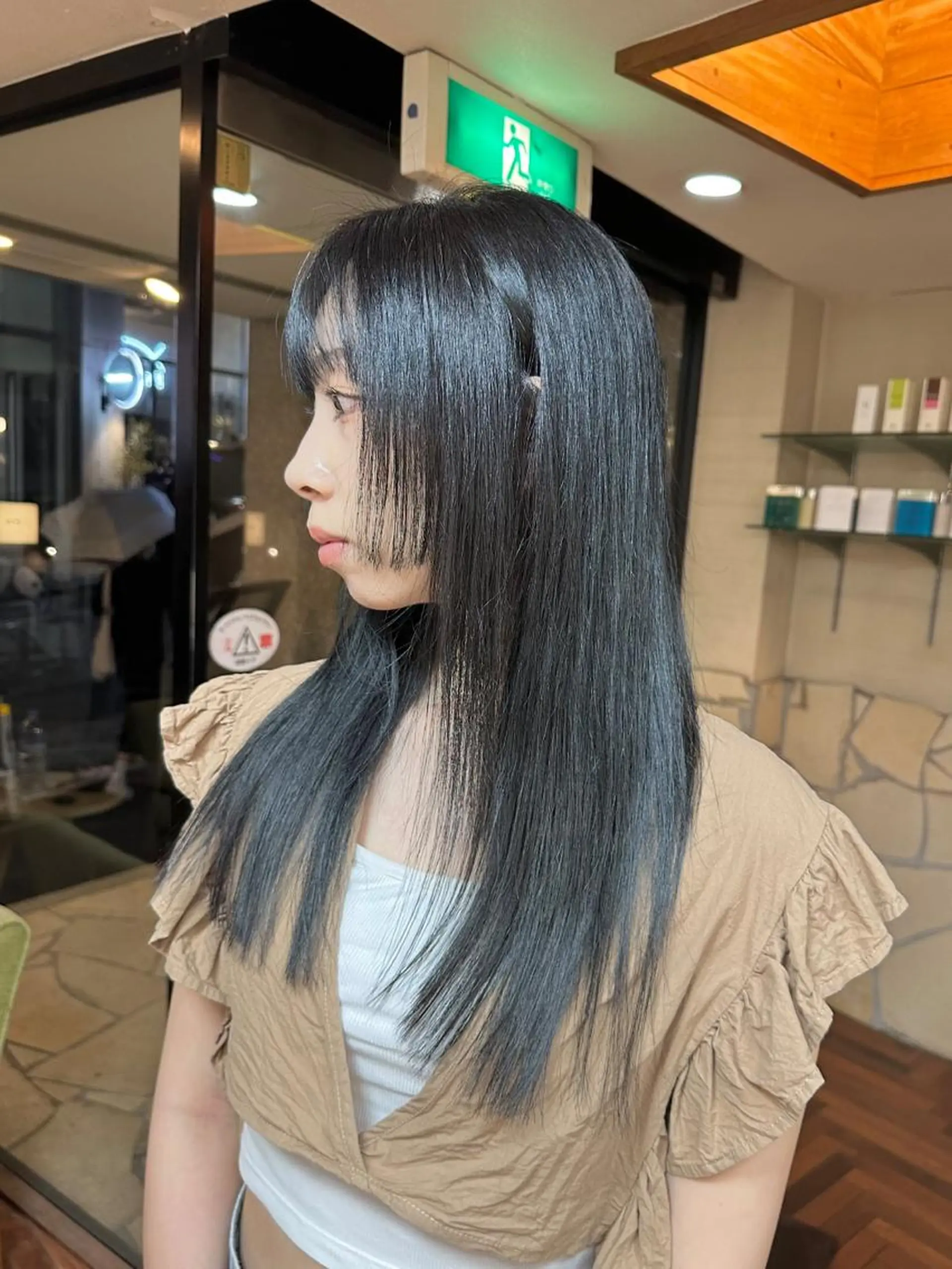 ロング カラー 黒髪 ブルーカラー ブルーブラック 矢野 晃平のヘアスタイル