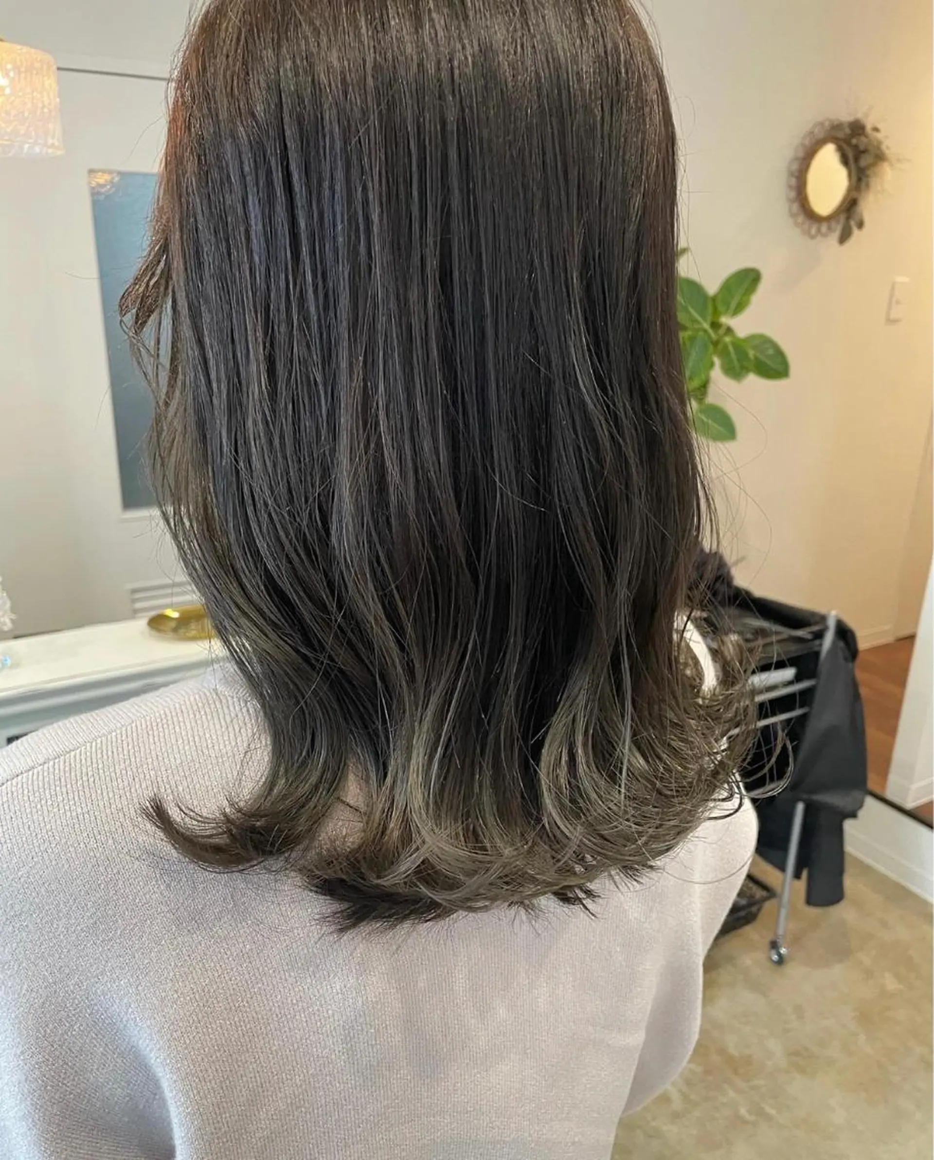 ミディアム カラー ヘアアレンジ カット ヘアカラー トリートメント ✿ 𝚜𝚊𝚔𝚒 ✿のヘアスタイル