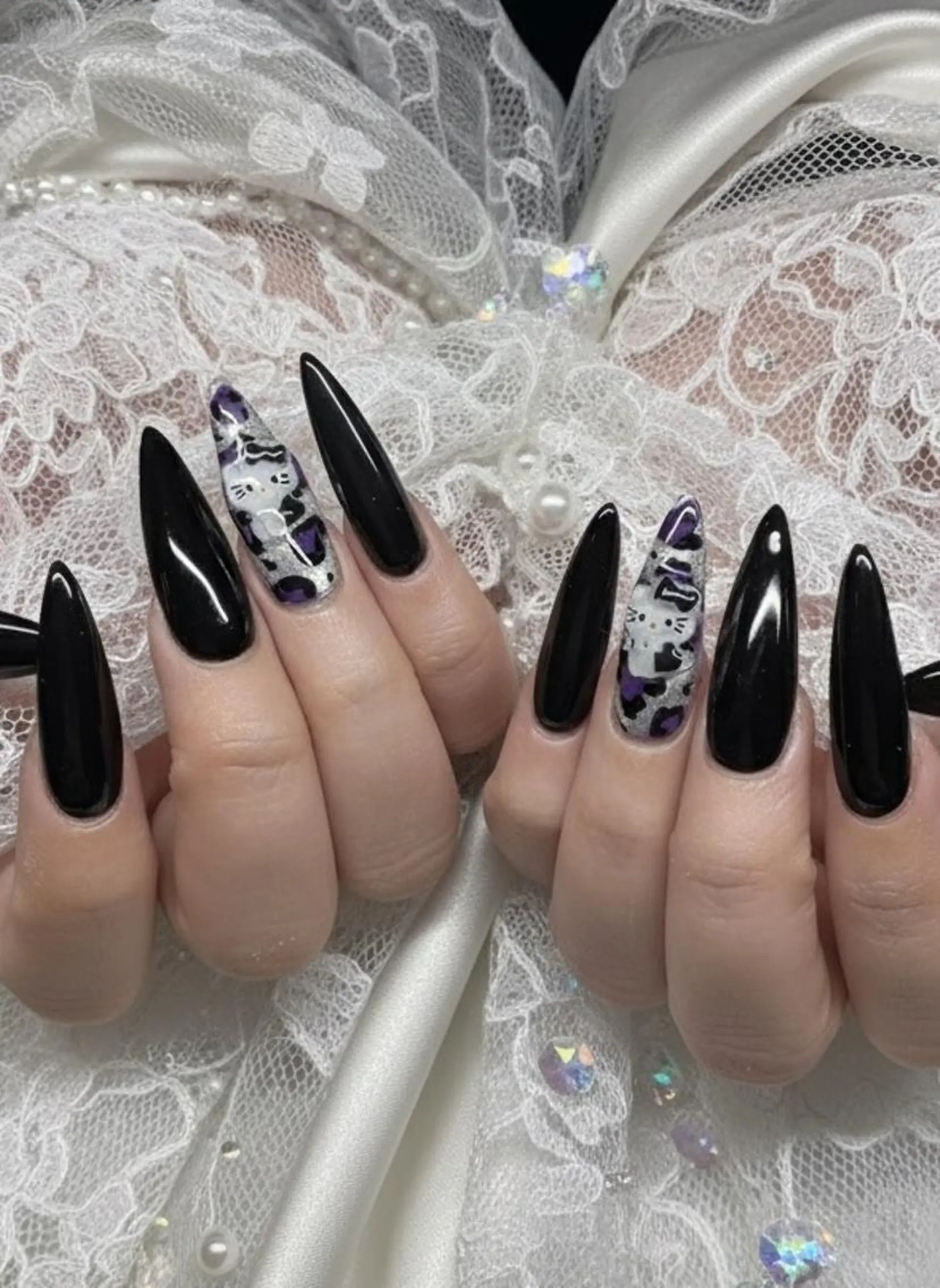 ネイル アニマル柄 ハンドネイル UNABOMBA (24時間営業)のネイルデザイン