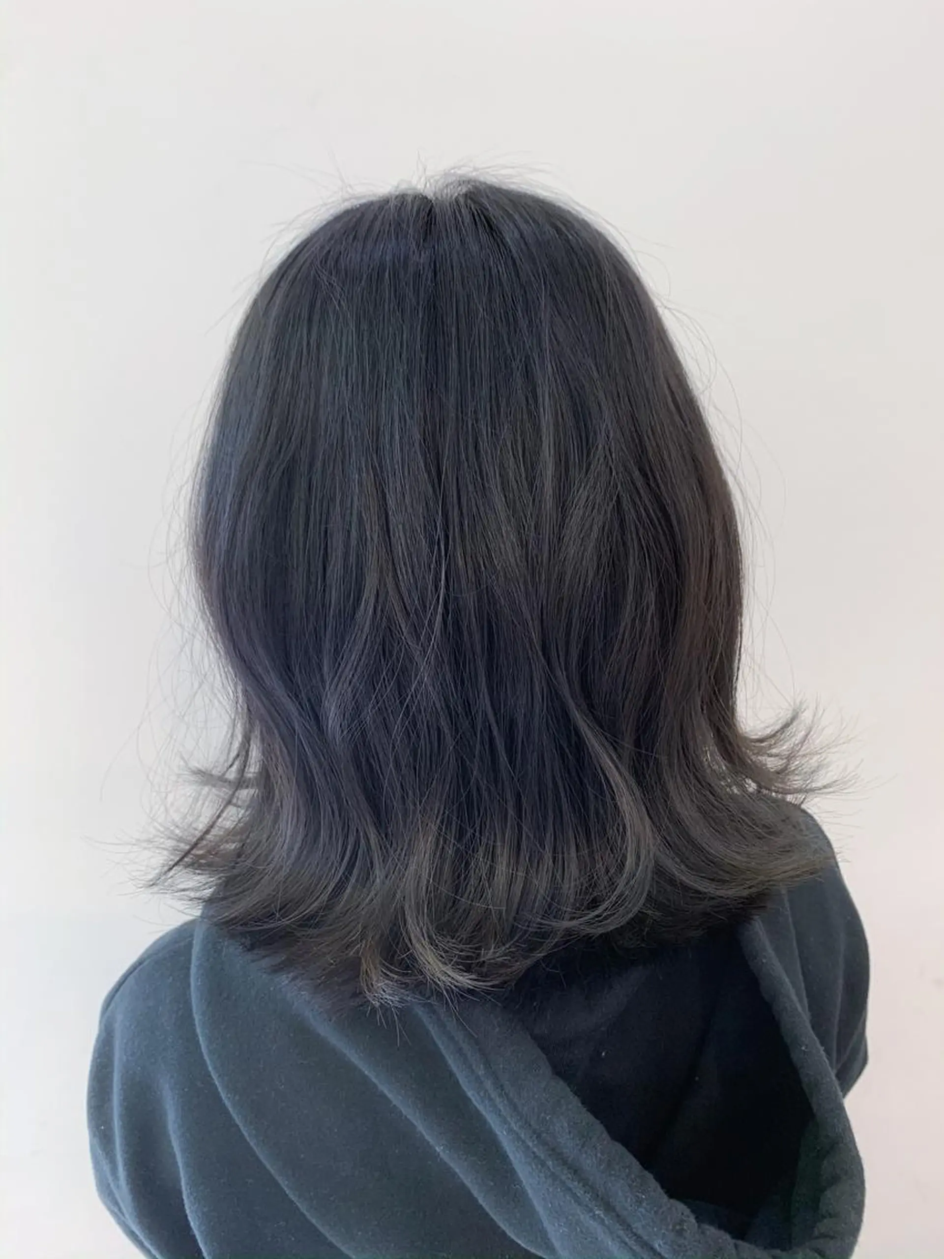ミディアム カラー ヘアアレンジ ベージュカラー ミント ネイビーカラー トリートメント ヘアカラー トリートメント 地毛風ストレート/ 髪質改善/榎本流行のヘアスタイル