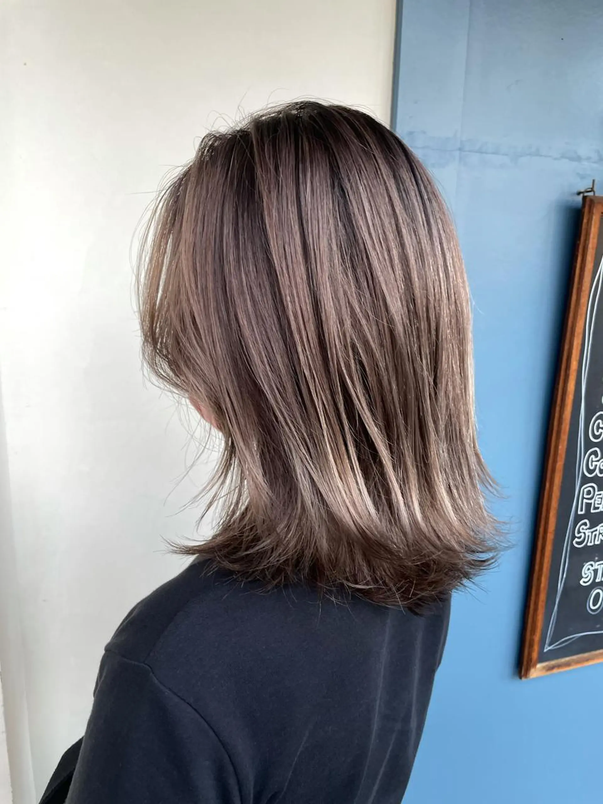 ミディアム カット ヘアカラー トリートメント ブリーチ毛矯正.髪質 改善.髪にドラマをのヘアスタイル