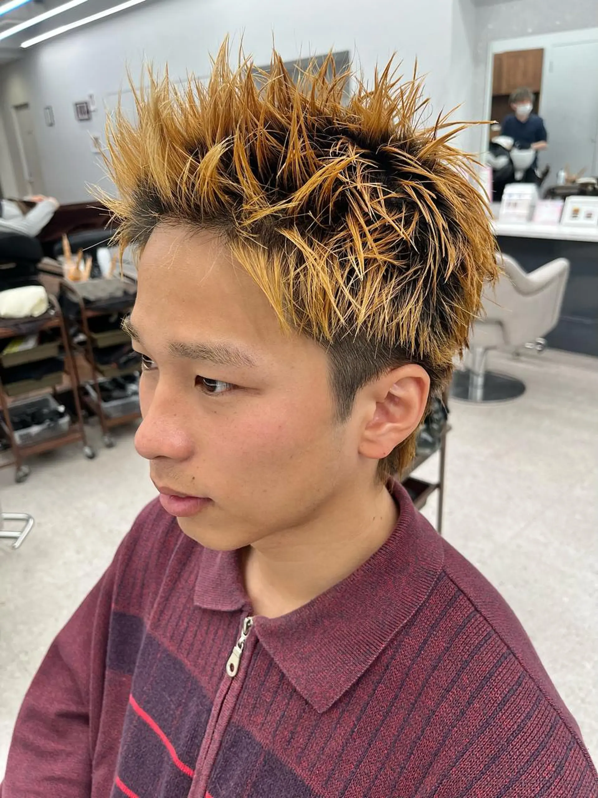 メンズ メンズハイトーン スパイキーショート カット 🍐シャドウパーマ メンズ特化/守岡🍐のヘアスタイル