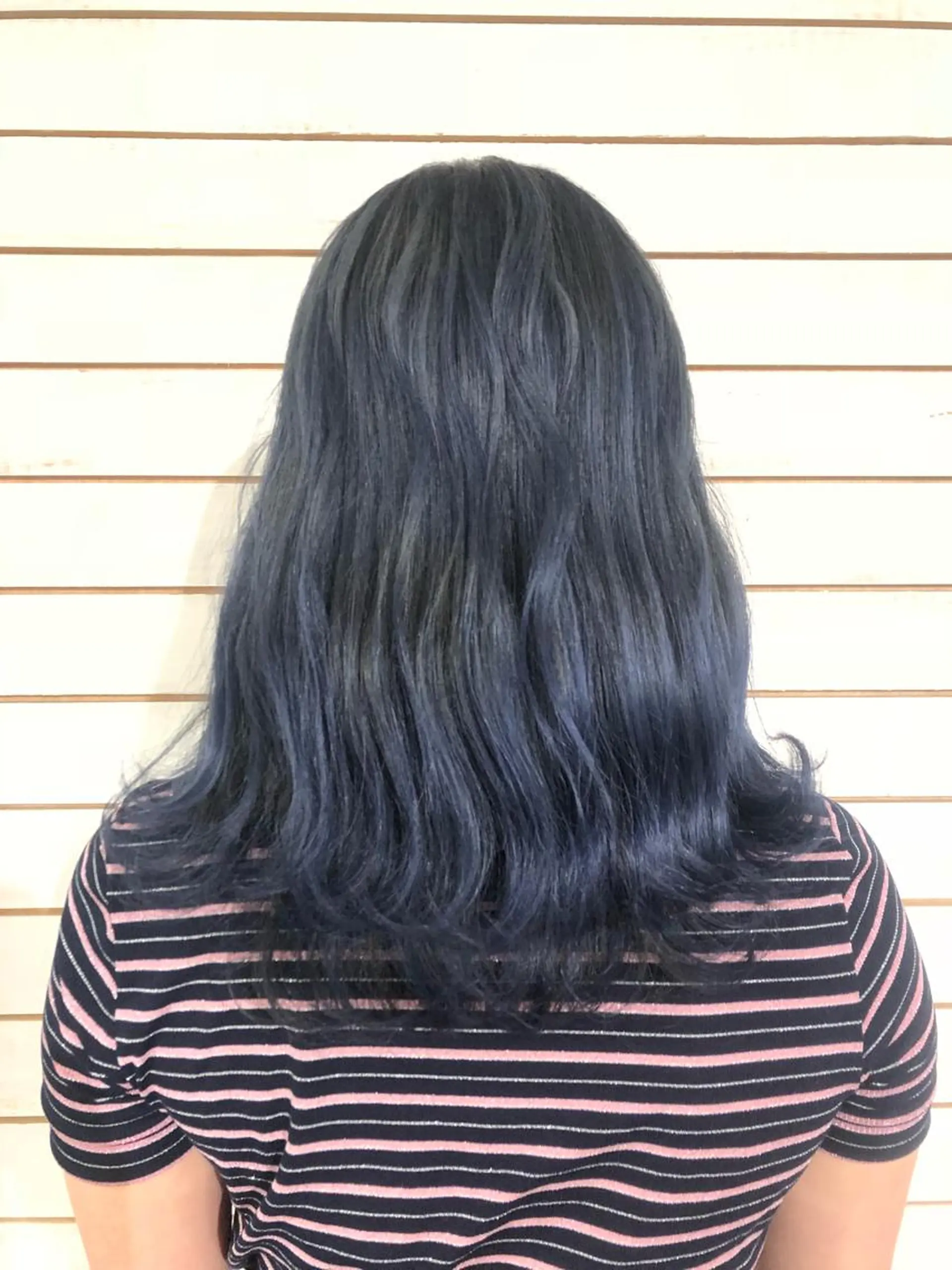 セミロング カラー ブルーカラー カット ヘアカラー トリートメント 🧡艶髪ちゅるん髪 🫧🧡YUKI❄️のヘアスタイル