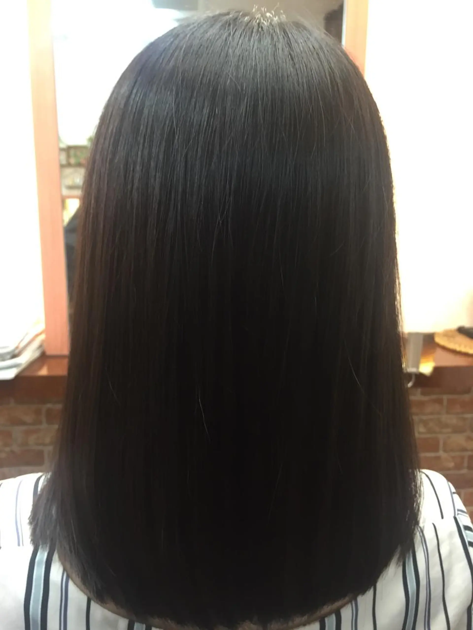 セミロング パーマ 桧山 真のヘアスタイル