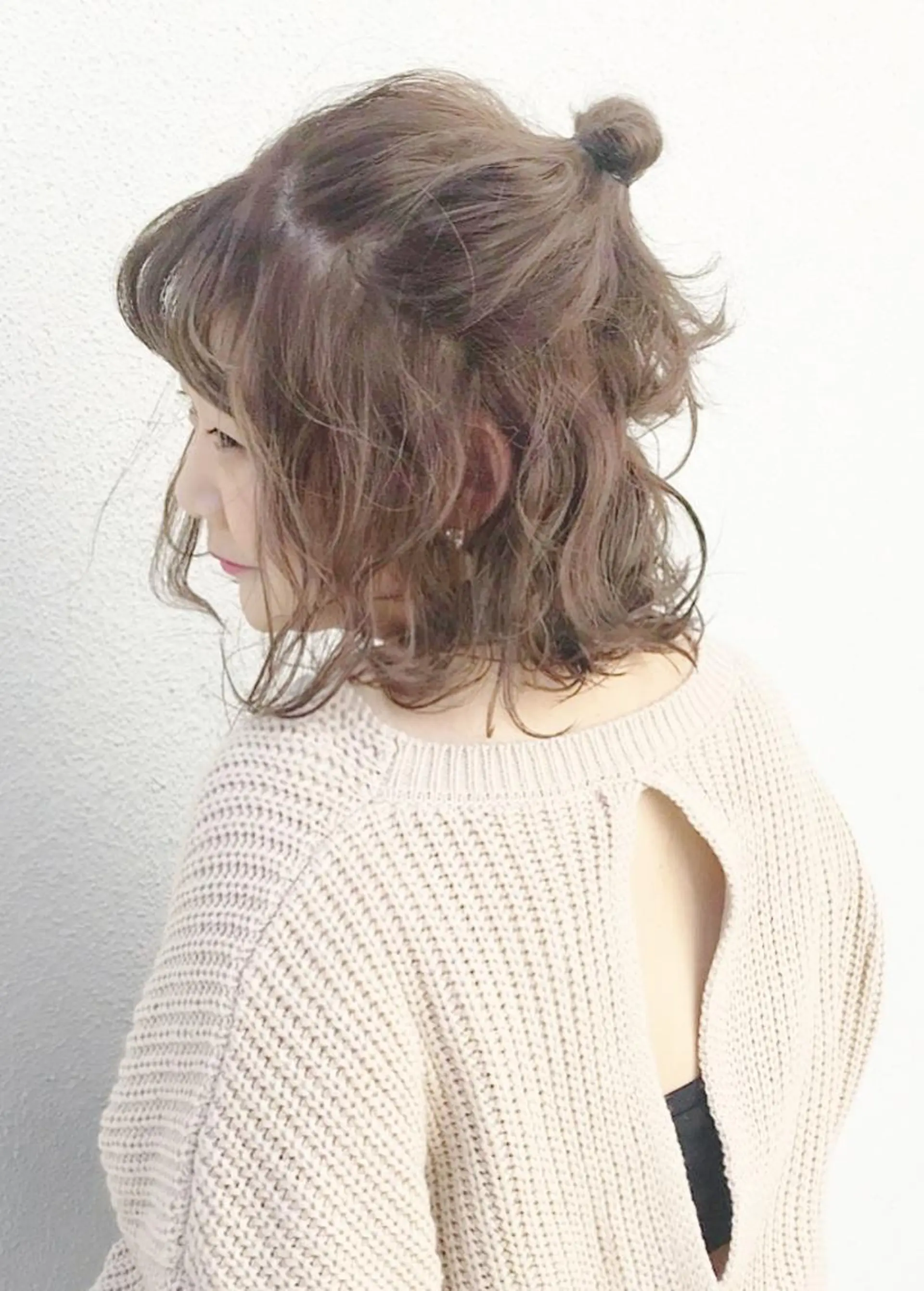 ミディアム ヘアアレンジ ハーフアップ パピヨンロゼ 酸性/髪質改善のヘアスタイル