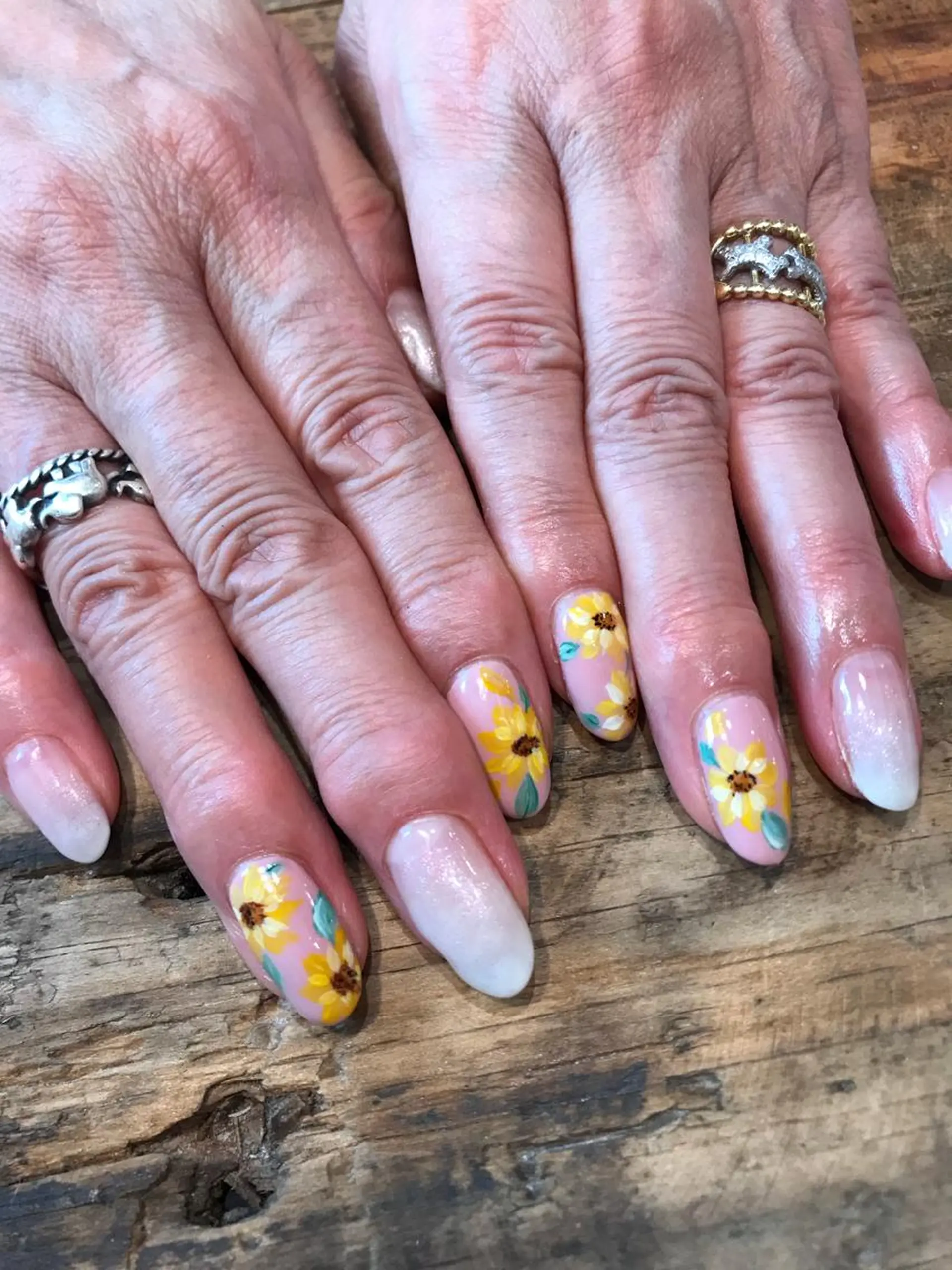 ネイル 佐藤  悠子のネイルデザイン