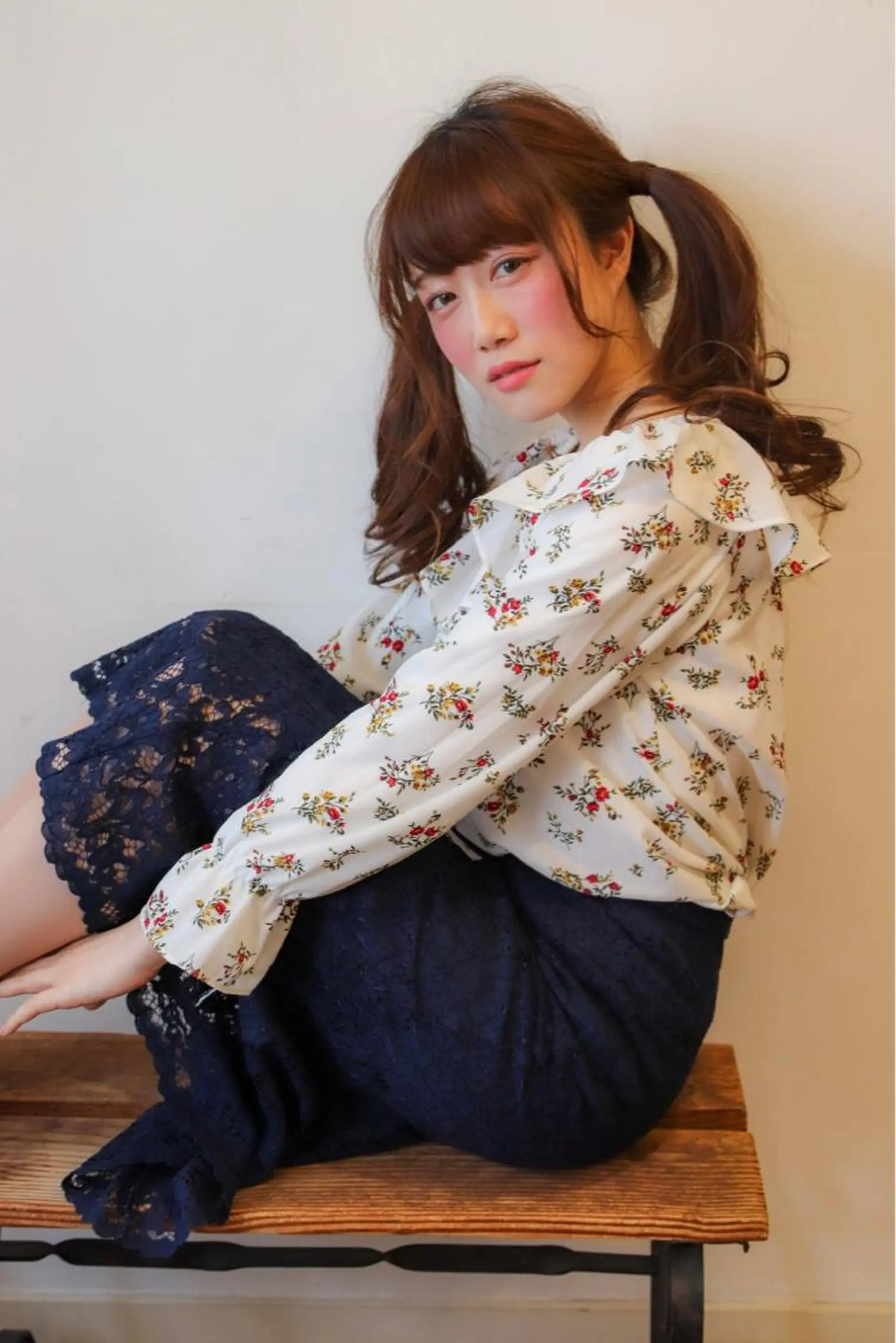 ロング シールエクステ エクステ ハイライト 縮毛矯正 トリートメント 荒木 ユウのヘアスタイル