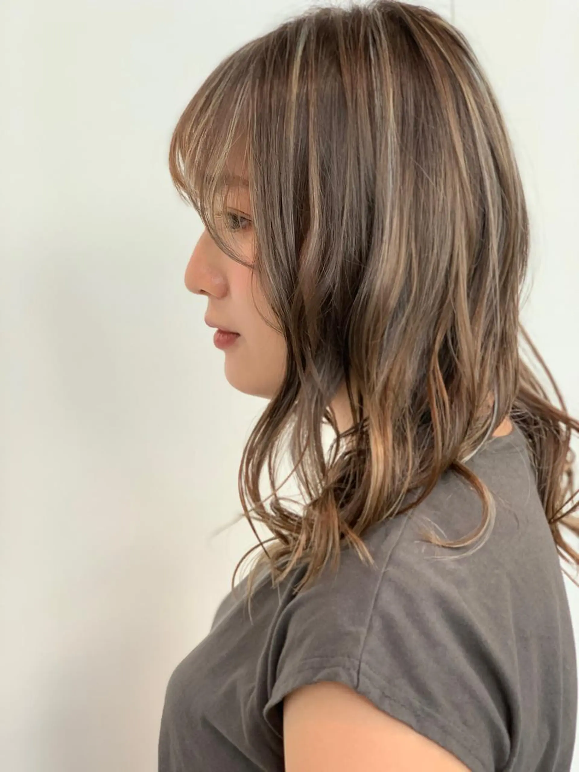 カラー 石井 潤のヘアスタイル