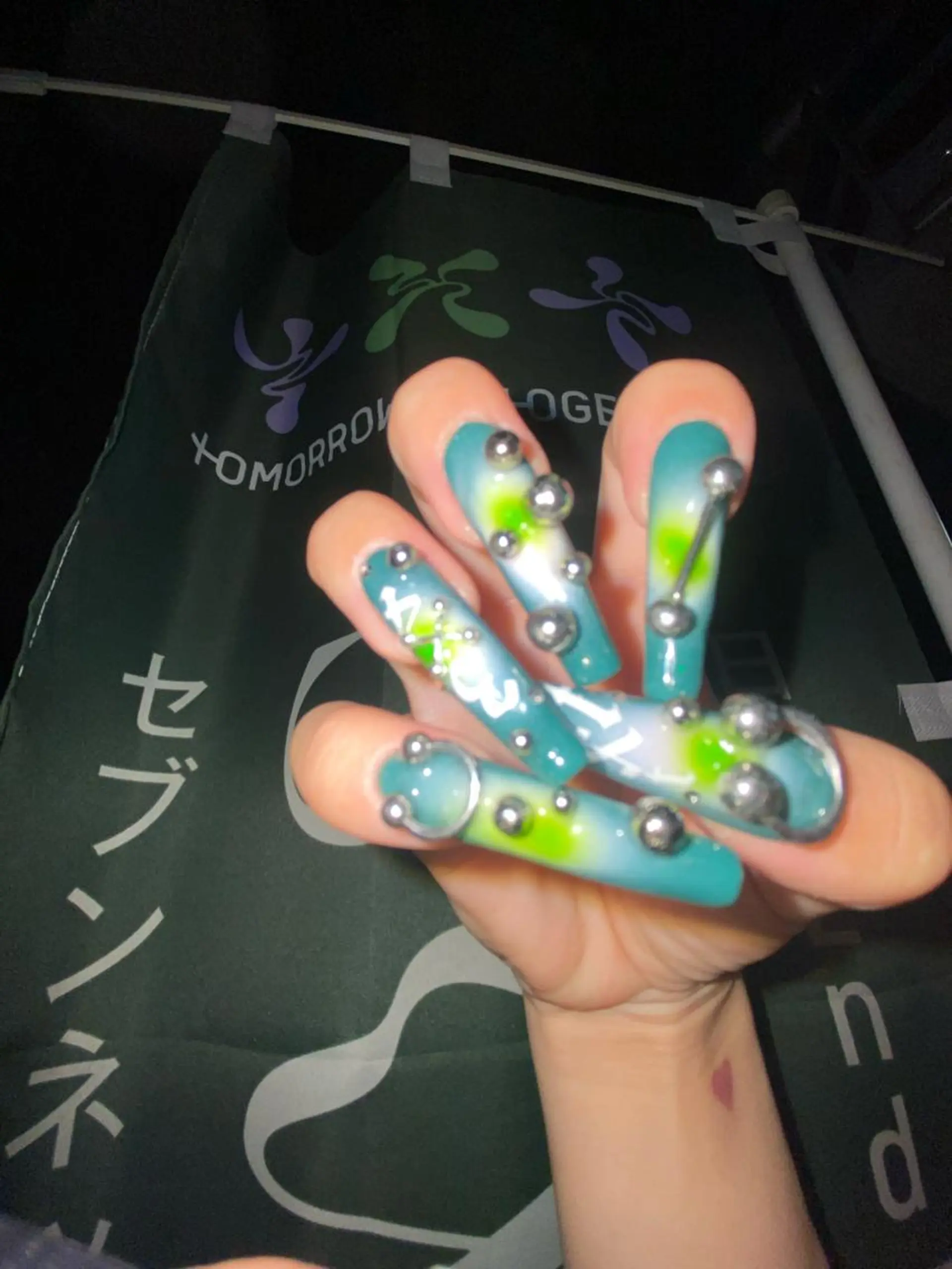 ネイル en　nail 池袋店所属・個性派🌺推しネイル 💅💞hota🐇のネイルデザイン