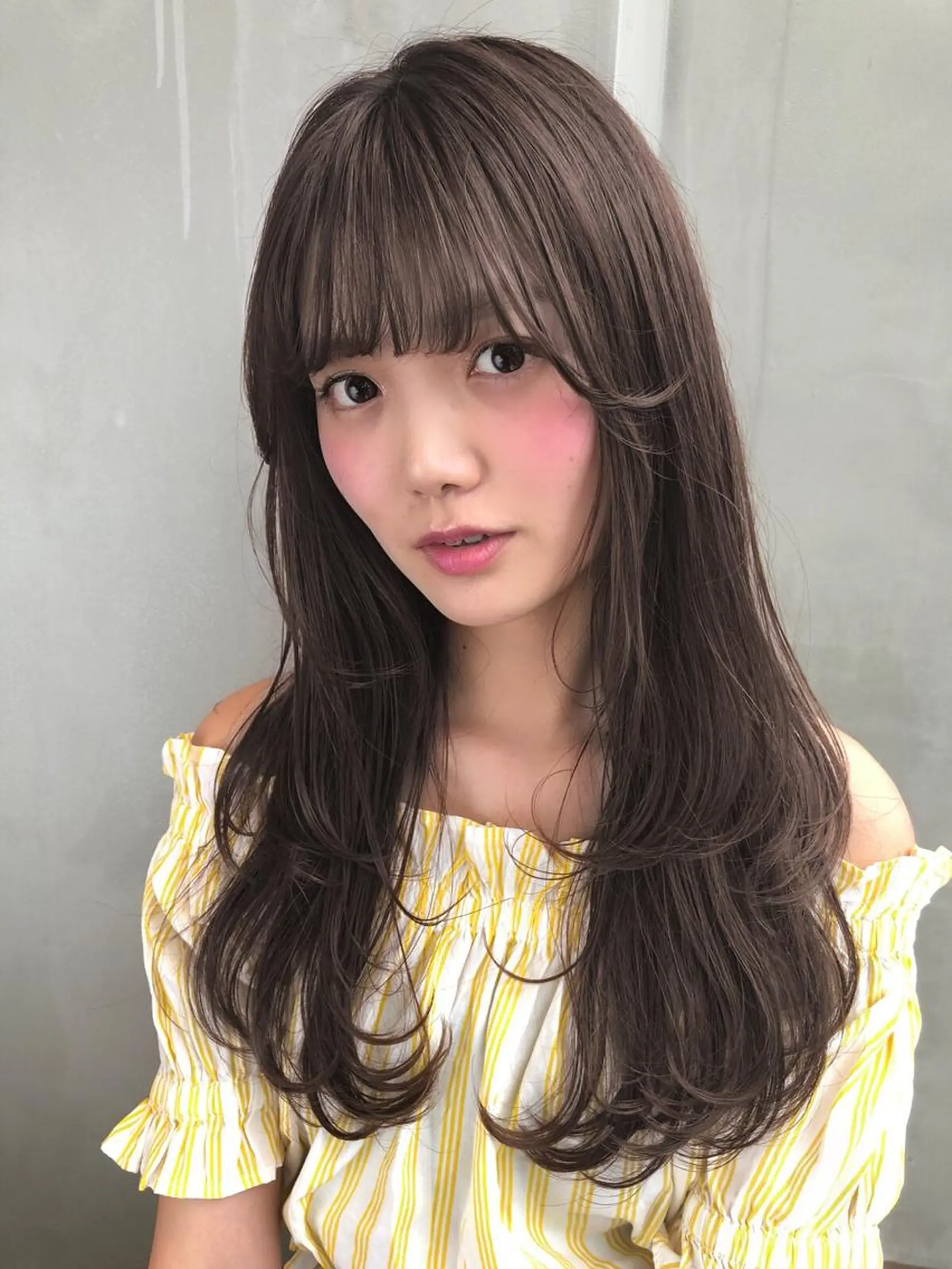 ロング カラー 遠藤 眞実のヘアスタイル