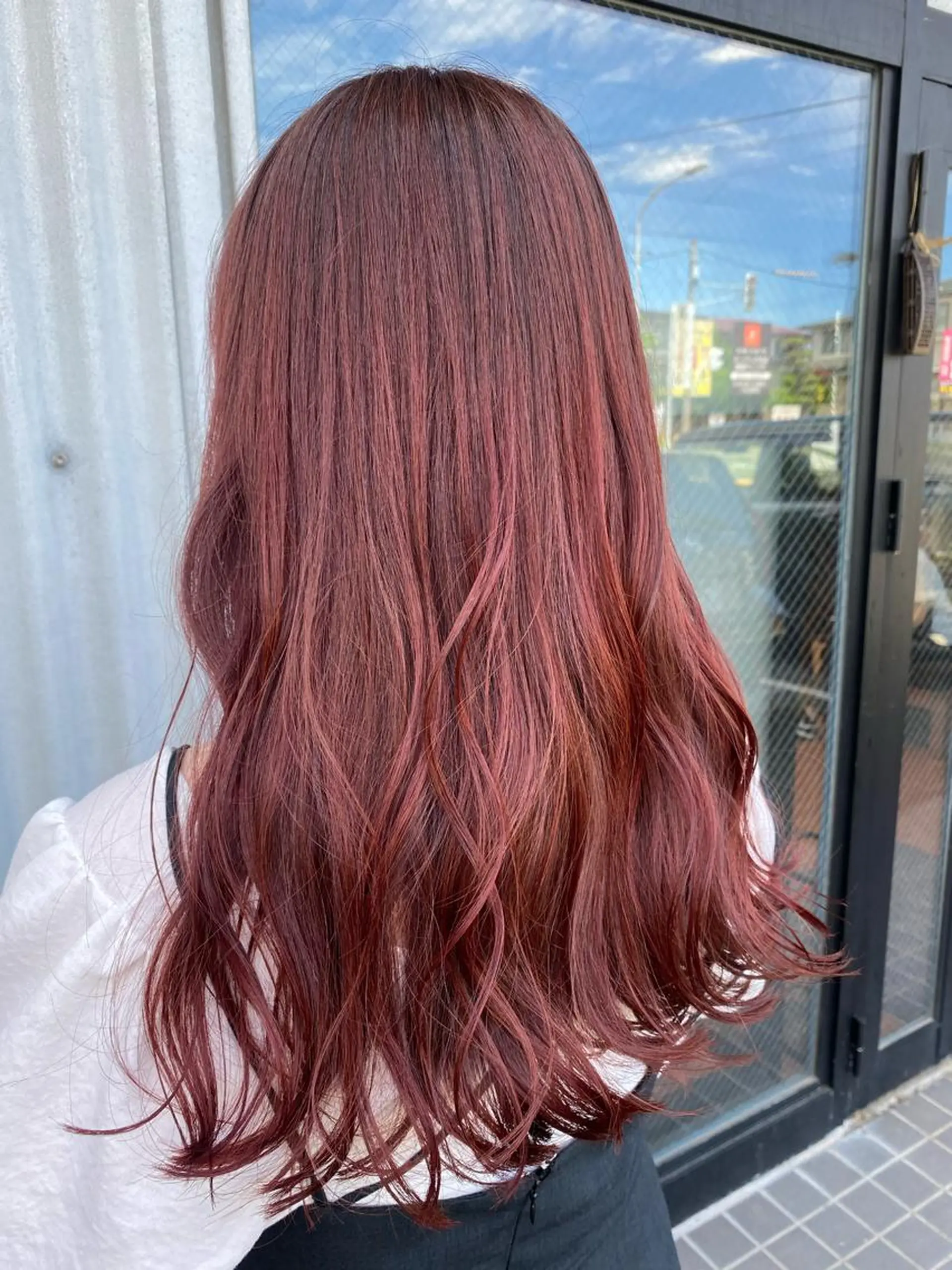 ロング カット ヘアカラー Number CHIHIROのヘアスタイル